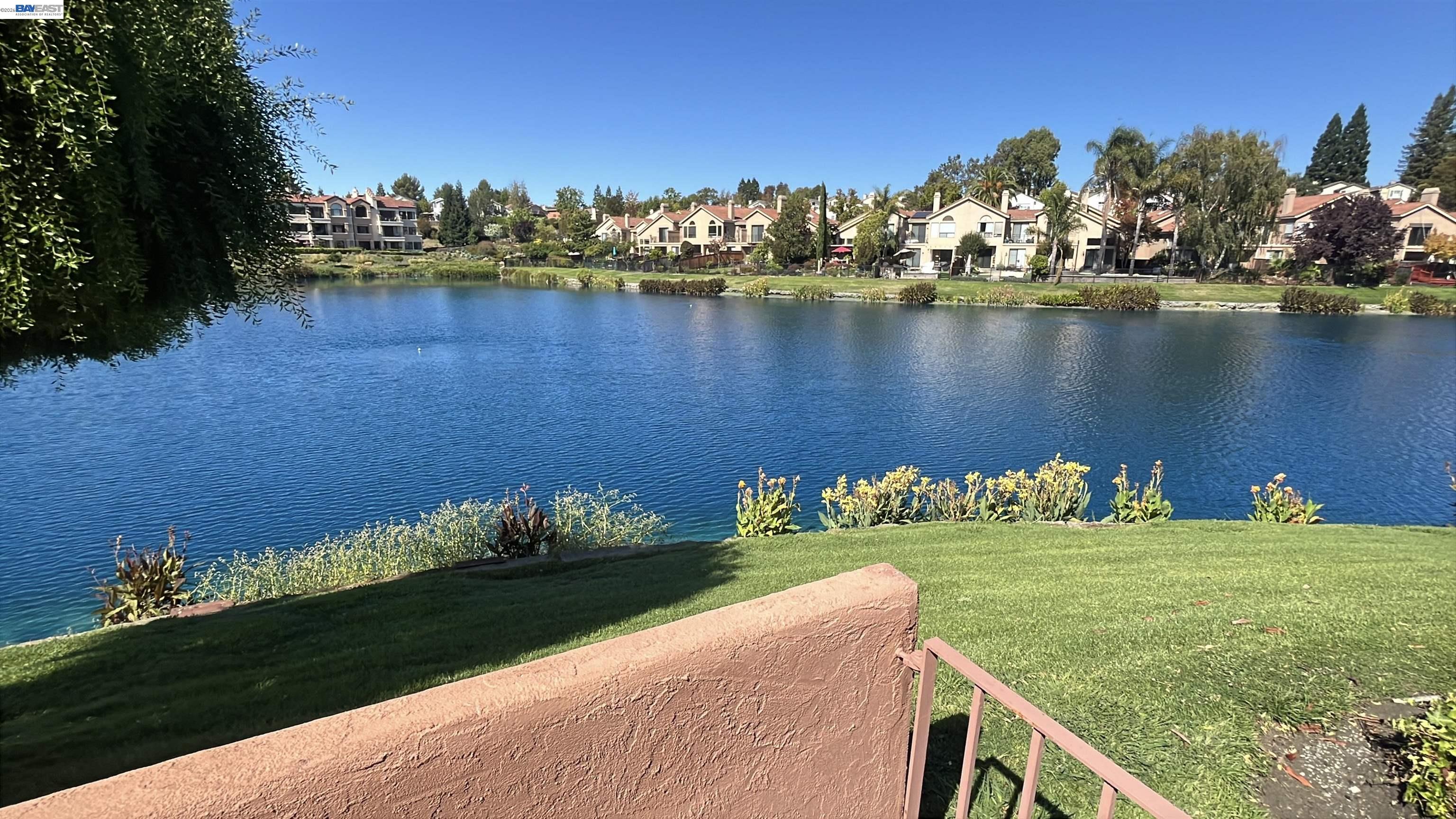 Detail Gallery Image 36 of 53 For 4063 W Lakeshore Dr, San Ramon,  CA 94582 - 2 Beds | 2/1 Baths