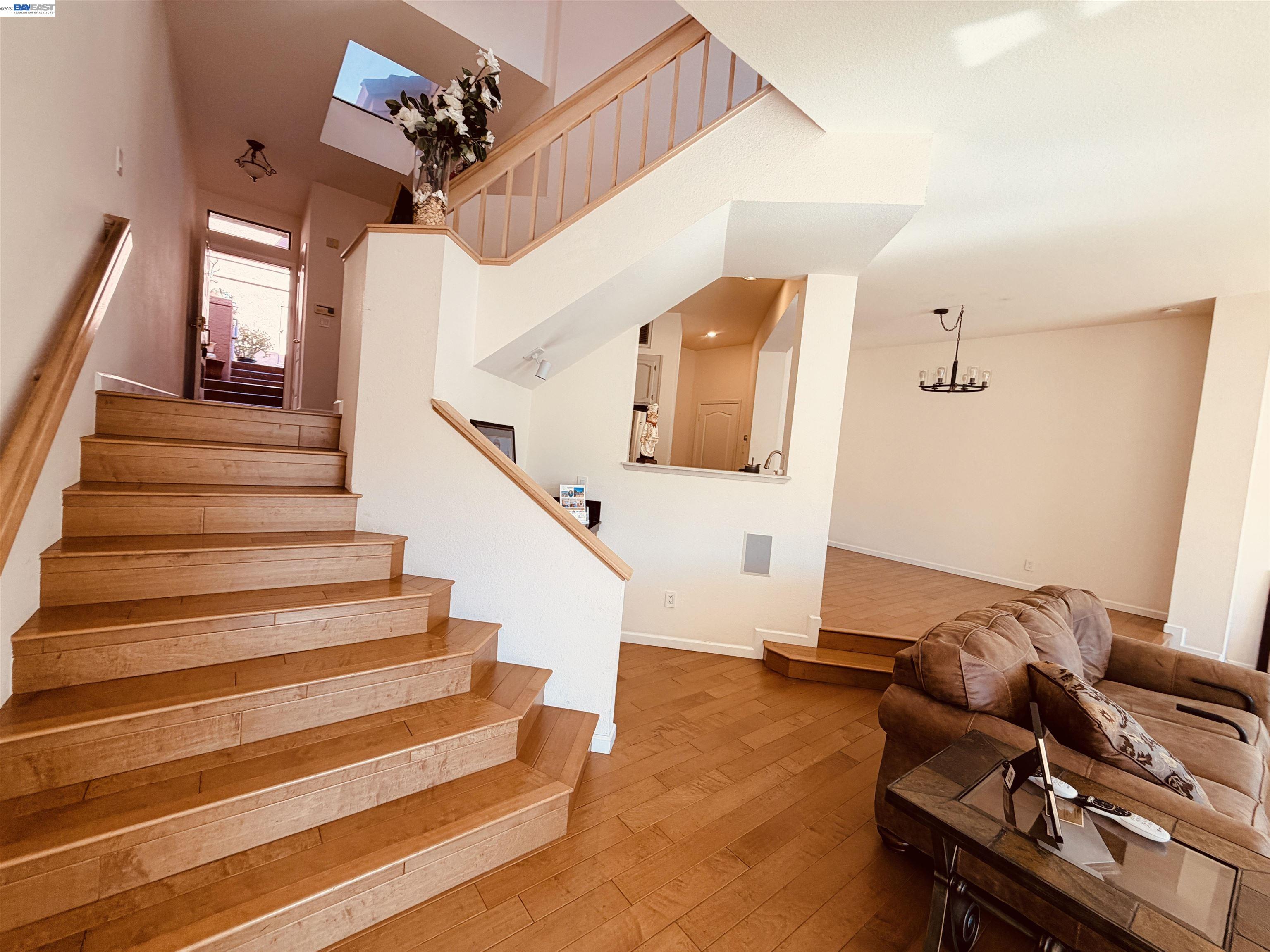 Detail Gallery Image 9 of 53 For 4063 W Lakeshore Dr, San Ramon,  CA 94582 - 2 Beds | 2/1 Baths