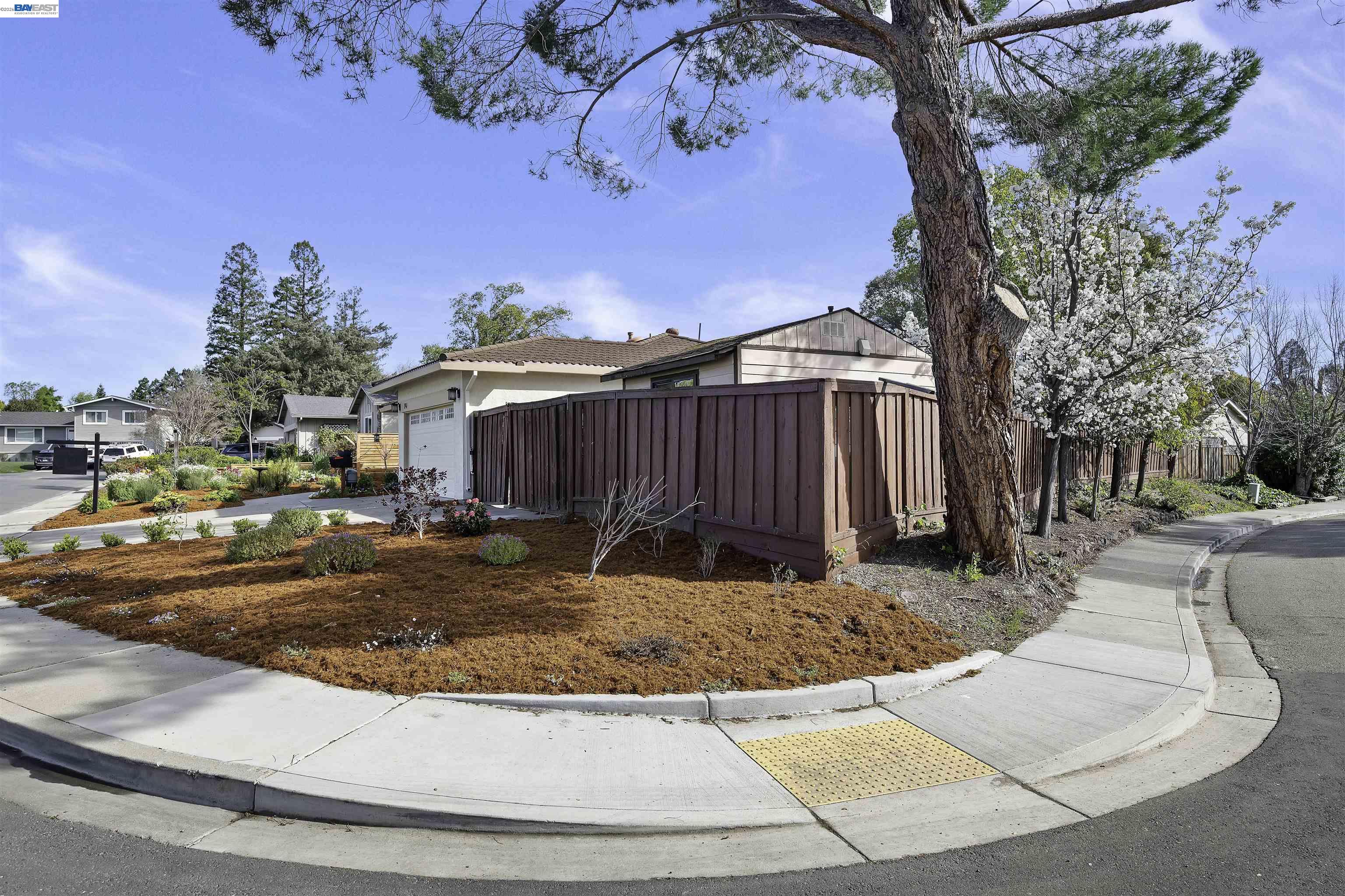 Detail Gallery Image 39 of 39 For 74 Ryegate Pl, San Ramon,  CA 94583 - 4 Beds | 2 Baths