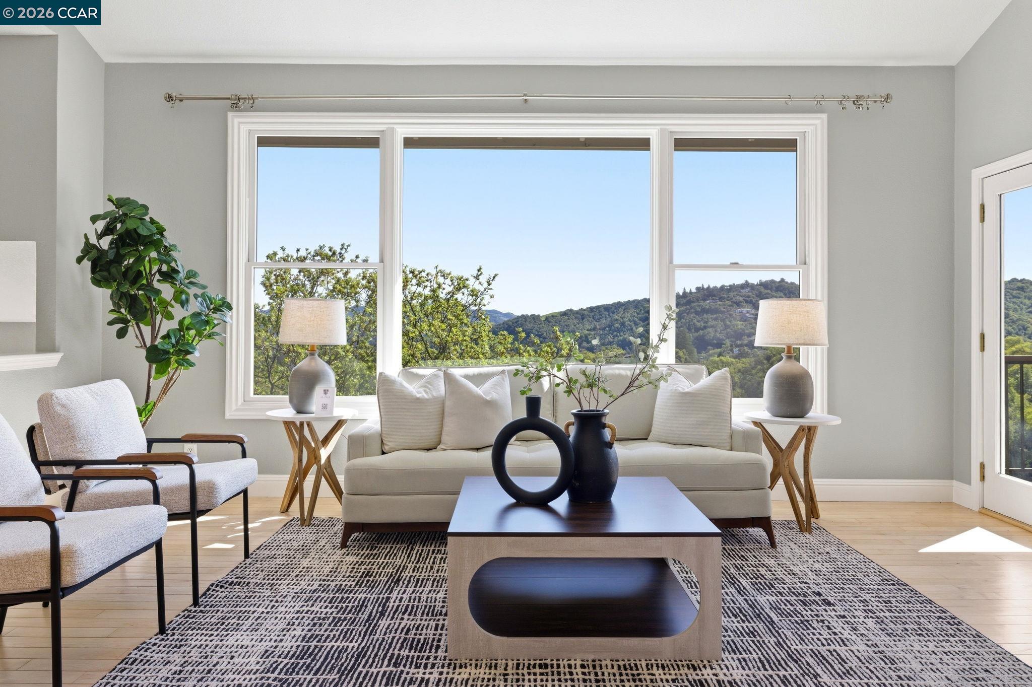 Detail Gallery Image 2 of 50 For 1603b Reliez Valley Road, Lafayette,  CA 94549 - 7 Beds | 5/1 Baths