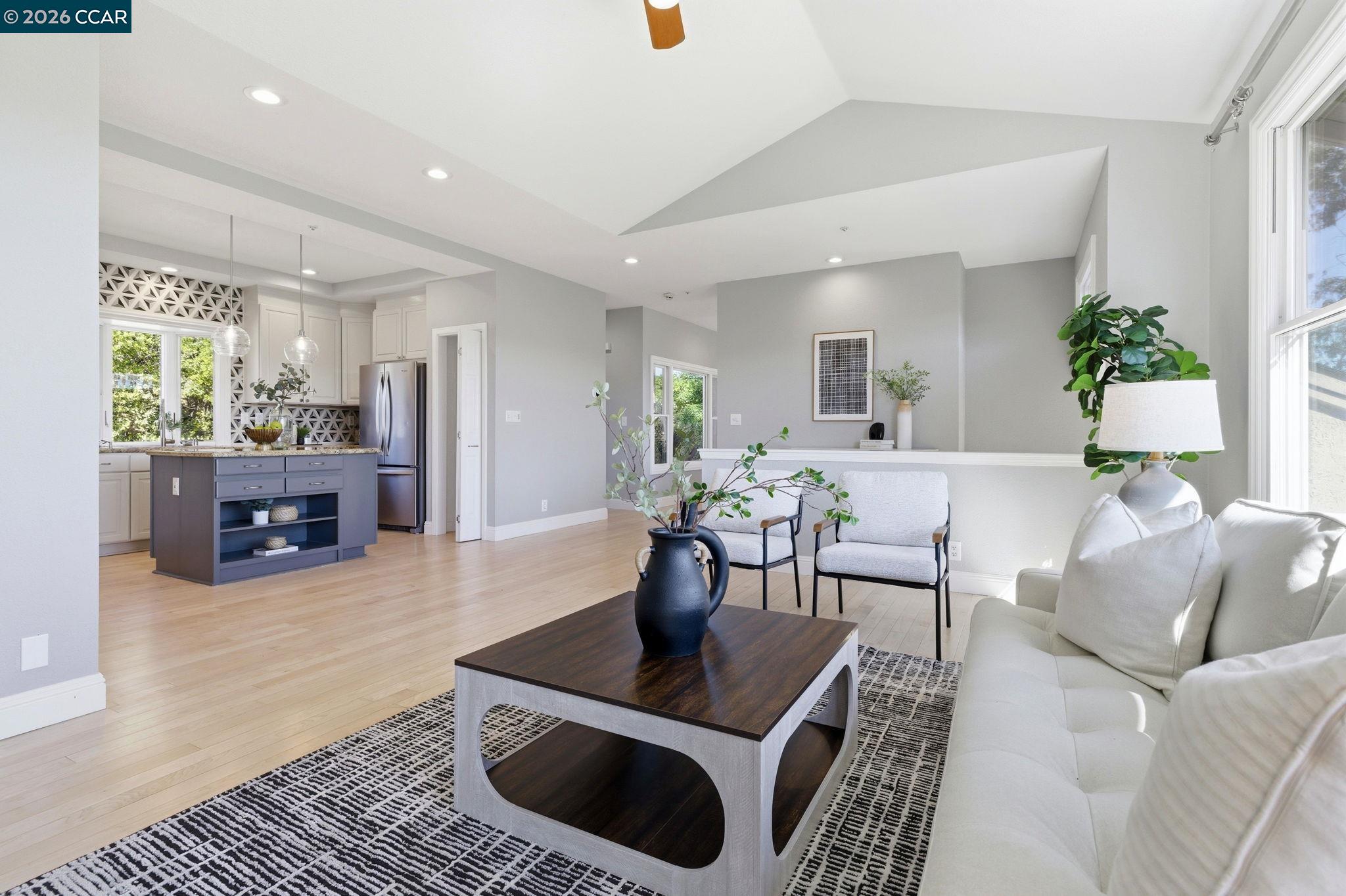 Detail Gallery Image 8 of 50 For 1603b Reliez Valley Road, Lafayette,  CA 94549 - 7 Beds | 5/1 Baths