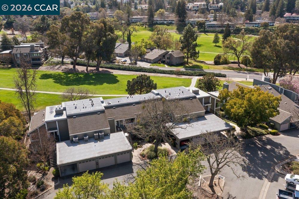 Photo #4: 41127288 Listing: Photo #4