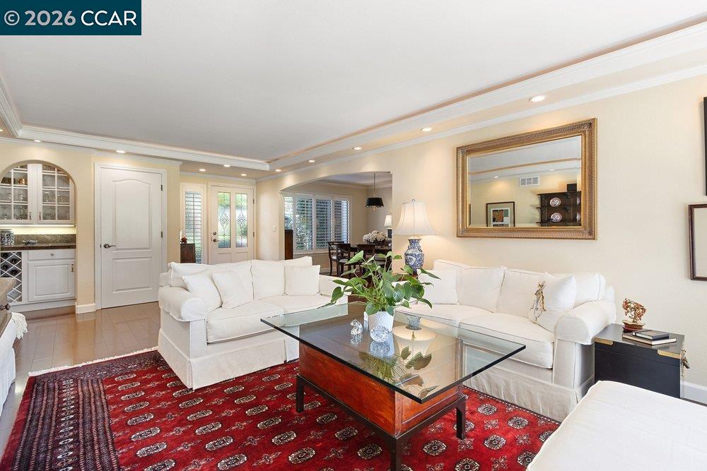 Photo #9: 41127288 Listing: Photo #9