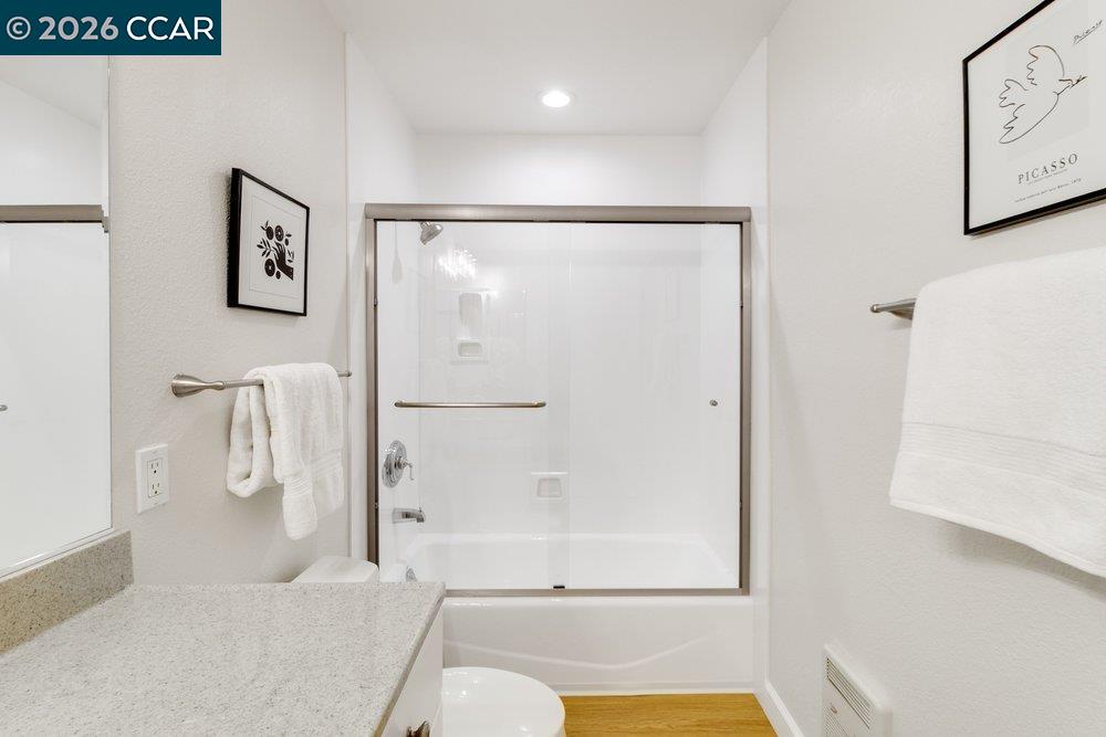 Detail Gallery Image 24 of 36 For 1465 Marchbanks Dr #4,  Walnut Creek,  CA 94598 - 1 Beds | 1 Baths