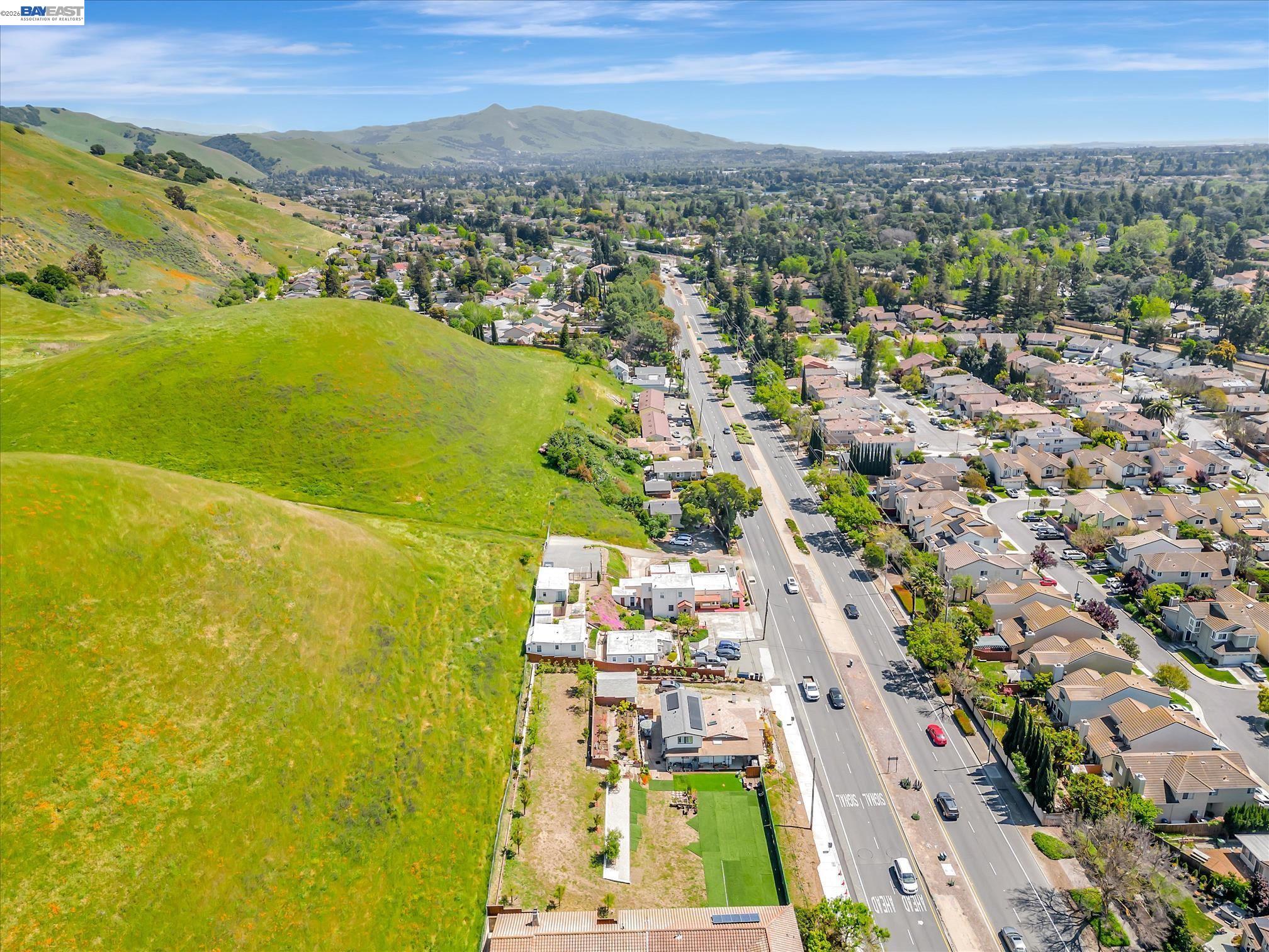 Detail Gallery Image 10 of 41 For 35796 Mission Boulevard, Fremont,  CA 94536 - – Beds | – Baths