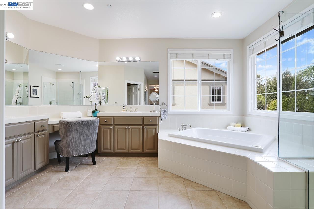 Detail Gallery Image 21 of 40 For 4899 Landmark Way, Dublin,  CA 94568 - 5 Beds | 2/1 Baths