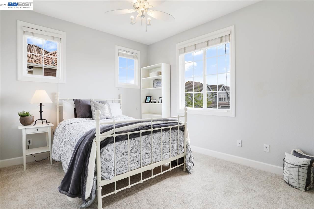 Detail Gallery Image 28 of 40 For 4899 Landmark Way, Dublin,  CA 94568 - 5 Beds | 2/1 Baths
