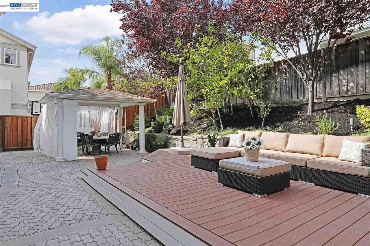 Detail Gallery Image 34 of 40 For 4899 Landmark Way, Dublin,  CA 94568 - 5 Beds | 2/1 Baths