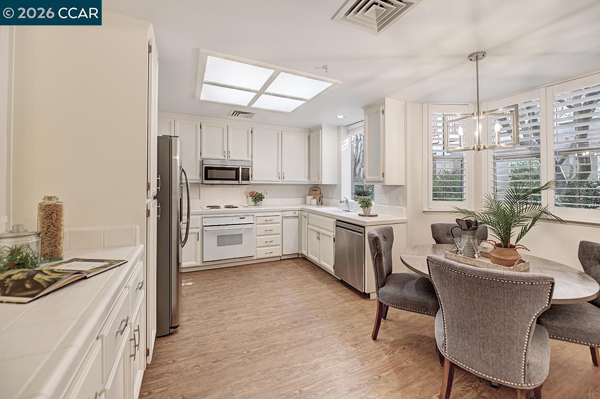 Photo #14: 41127294 Listing: Photo #14