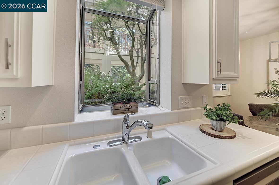 Photo #17: 41127294 Listing: Photo #17