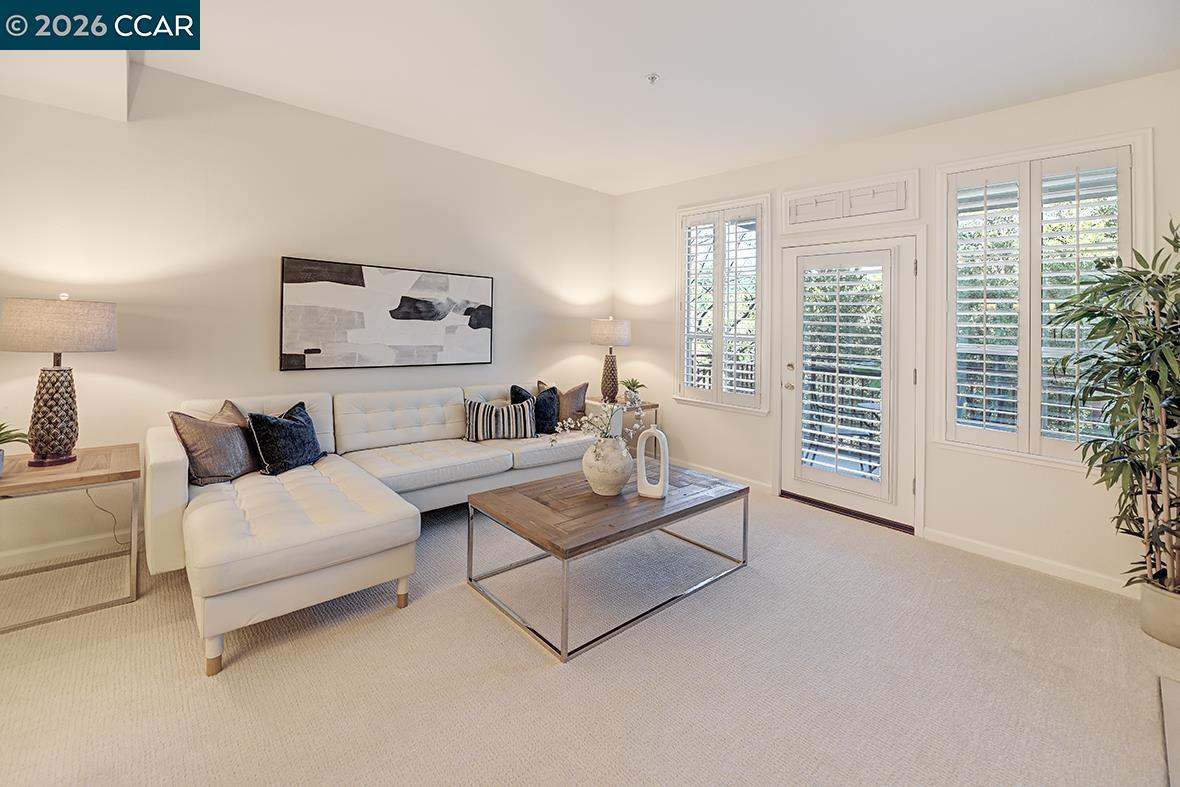 Photo #3: 41127294 Listing: Photo #3