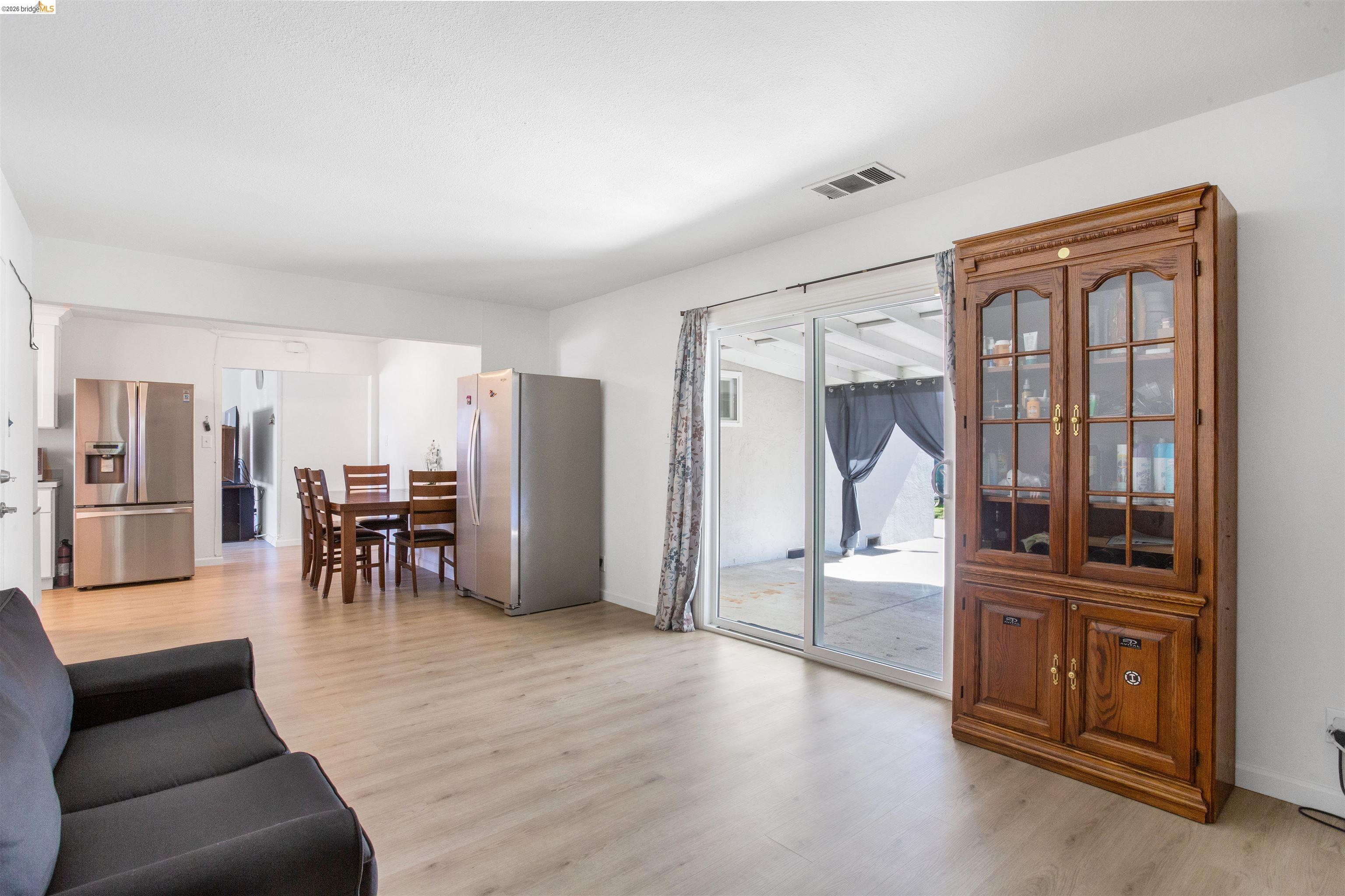 Detail Gallery Image 12 of 37 For 4301 Delta Fair Blvd, Antioch,  CA 94509 - 3 Beds | 2 Baths