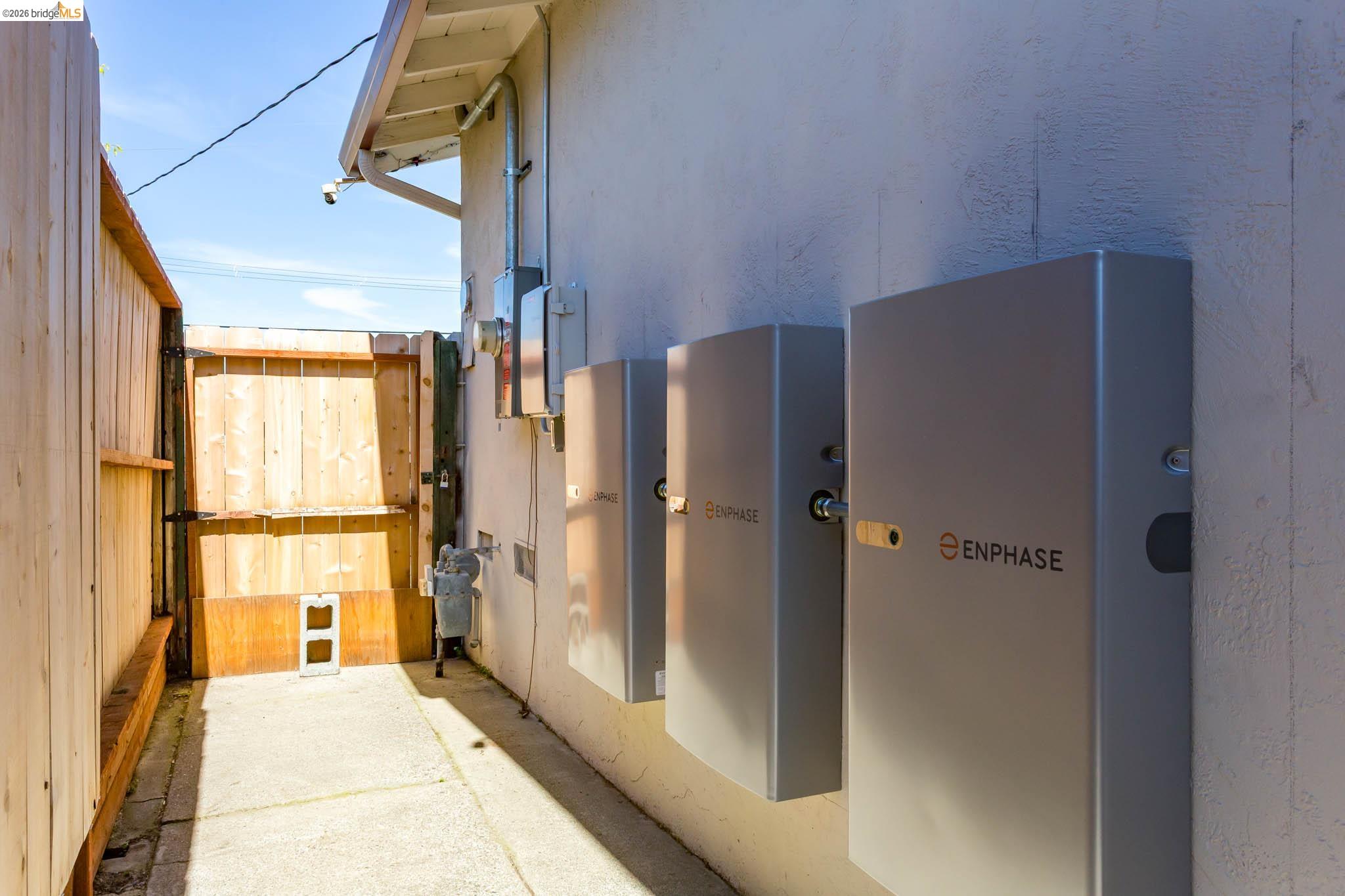 Detail Gallery Image 20 of 37 For 4301 Delta Fair Blvd, Antioch,  CA 94509 - 3 Beds | 2 Baths