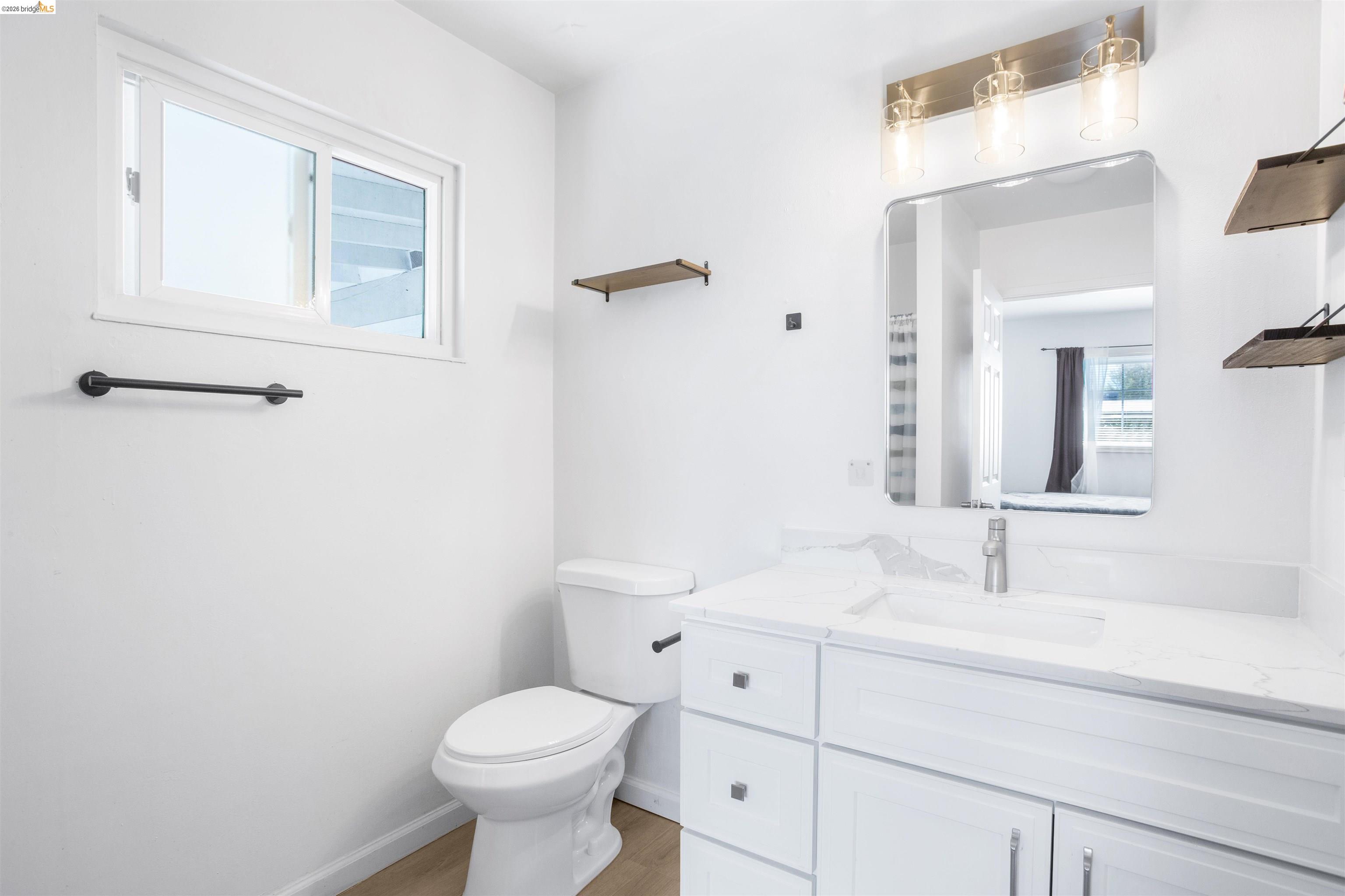 Detail Gallery Image 5 of 37 For 4301 Delta Fair Blvd, Antioch,  CA 94509 - 3 Beds | 2 Baths