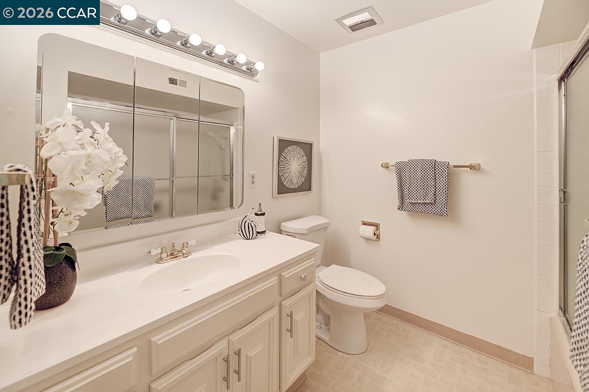 Photo #28: 41127297 Listing: Photo #28