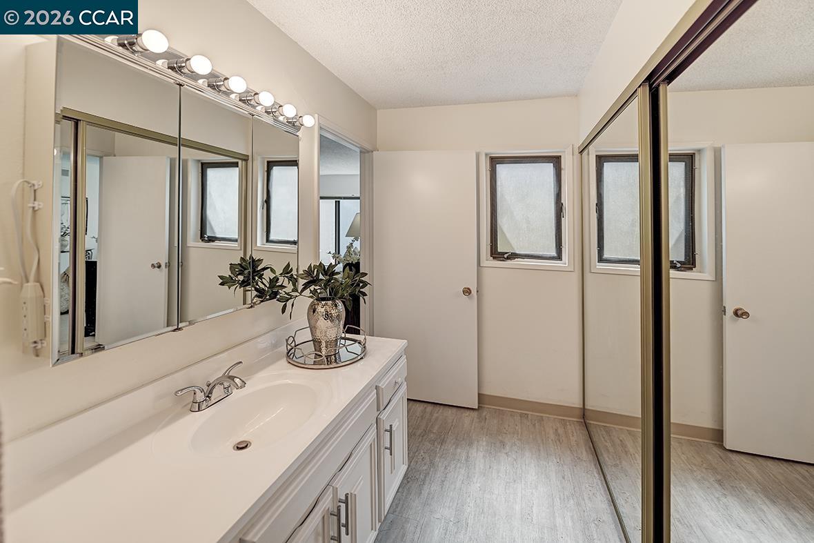 Photo #34: 41127297 Listing: Photo #34