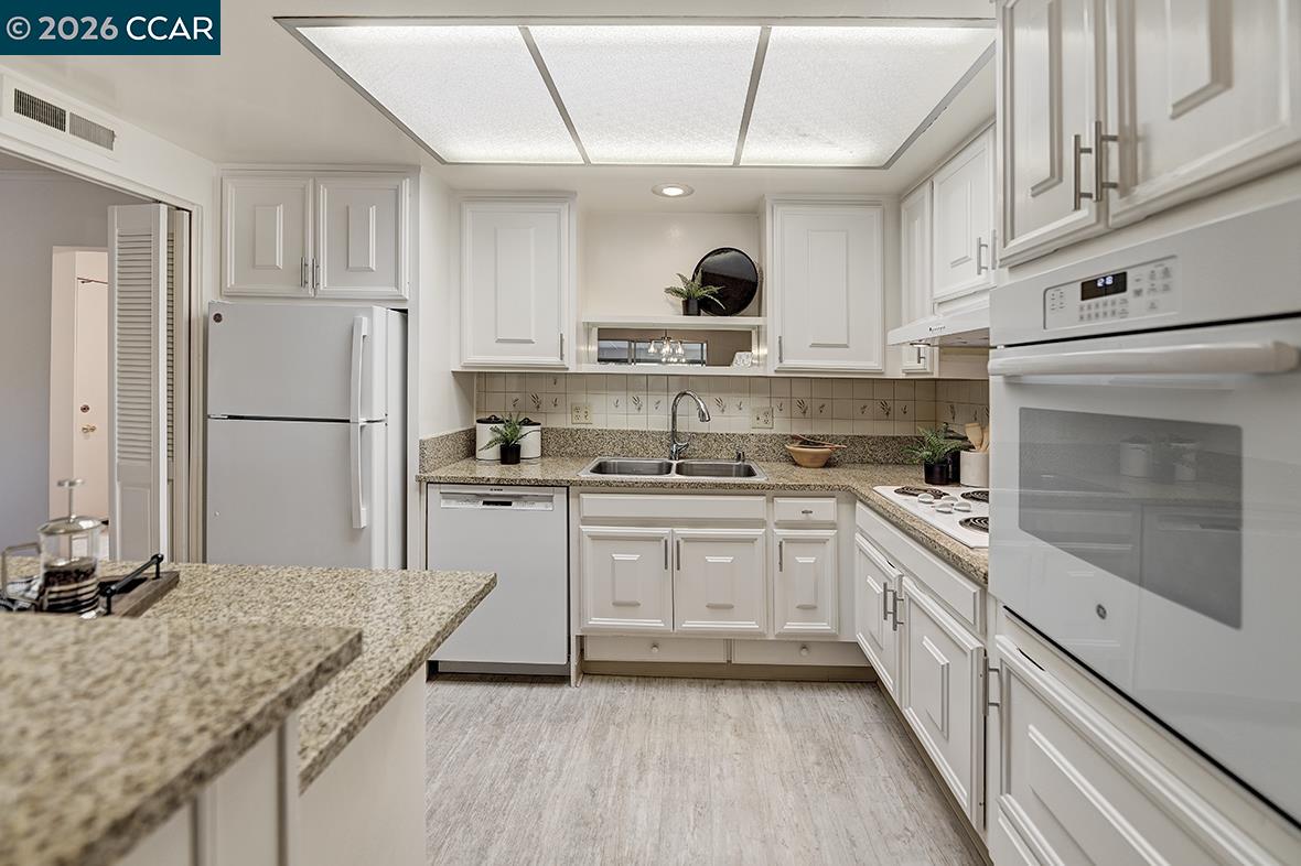 Photo #7: 41127297 Listing: Photo #7