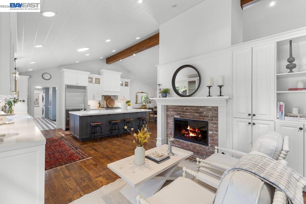 Detail Gallery Image 18 of 60 For 1397 Pine Tree Dr, Alamo,  CA 94507 - 6 Beds | 3/1 Baths