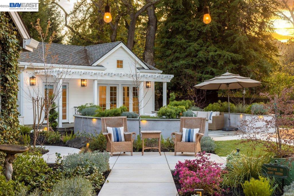 Detail Gallery Image 5 of 60 For 1397 Pine Tree Dr, Alamo,  CA 94507 - 6 Beds | 3/1 Baths