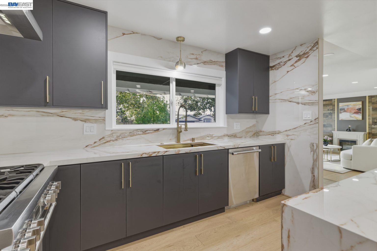 Detail Gallery Image 12 of 59 For 44775 Parkmeadow Dr, Fremont,  CA 94539 - 6 Beds | 4 Baths