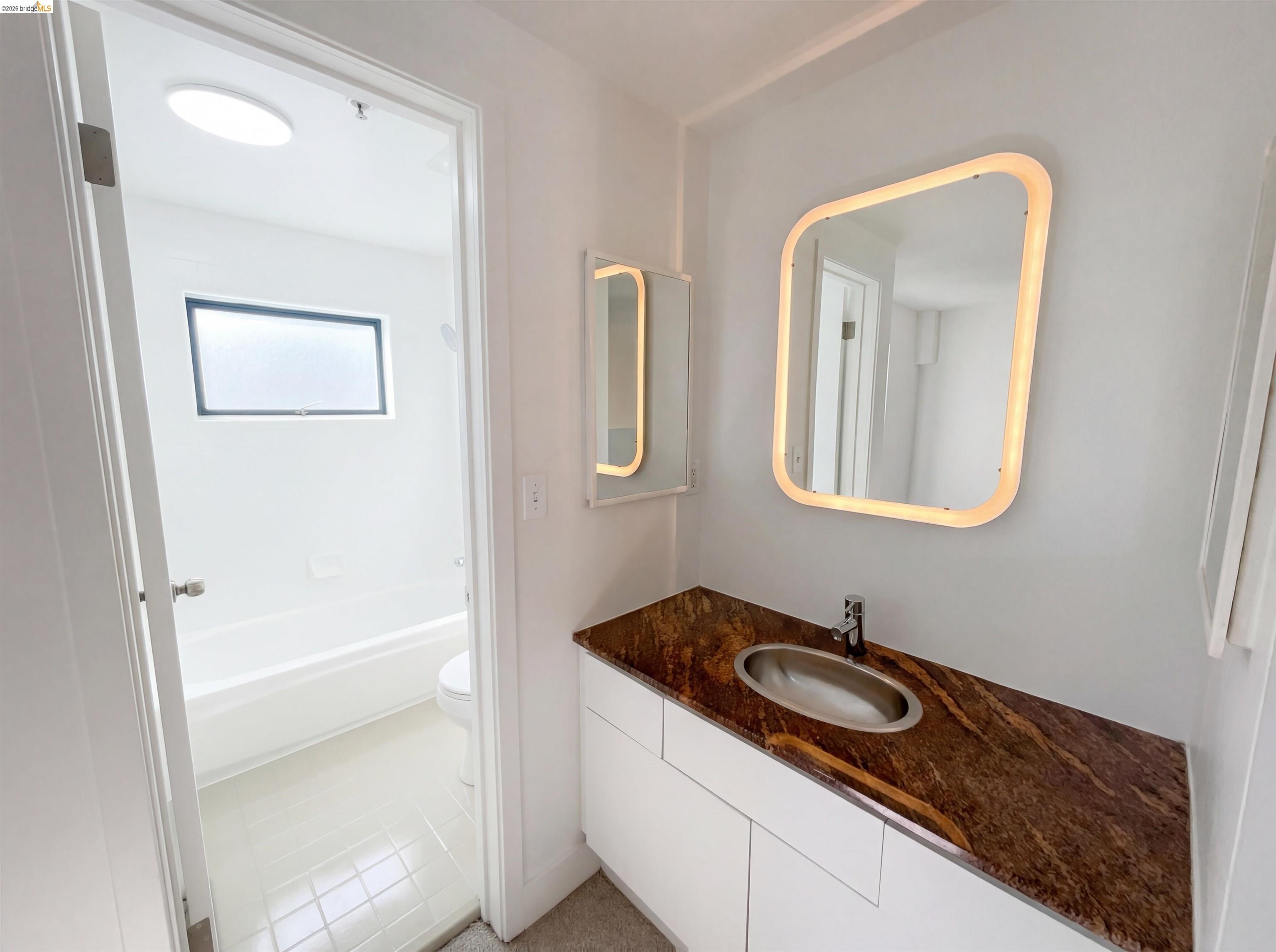 Detail Gallery Image 18 of 23 For 161 Gilbert St #16,  San Francisco,  CA 94103 - 1 Beds | 1 Baths