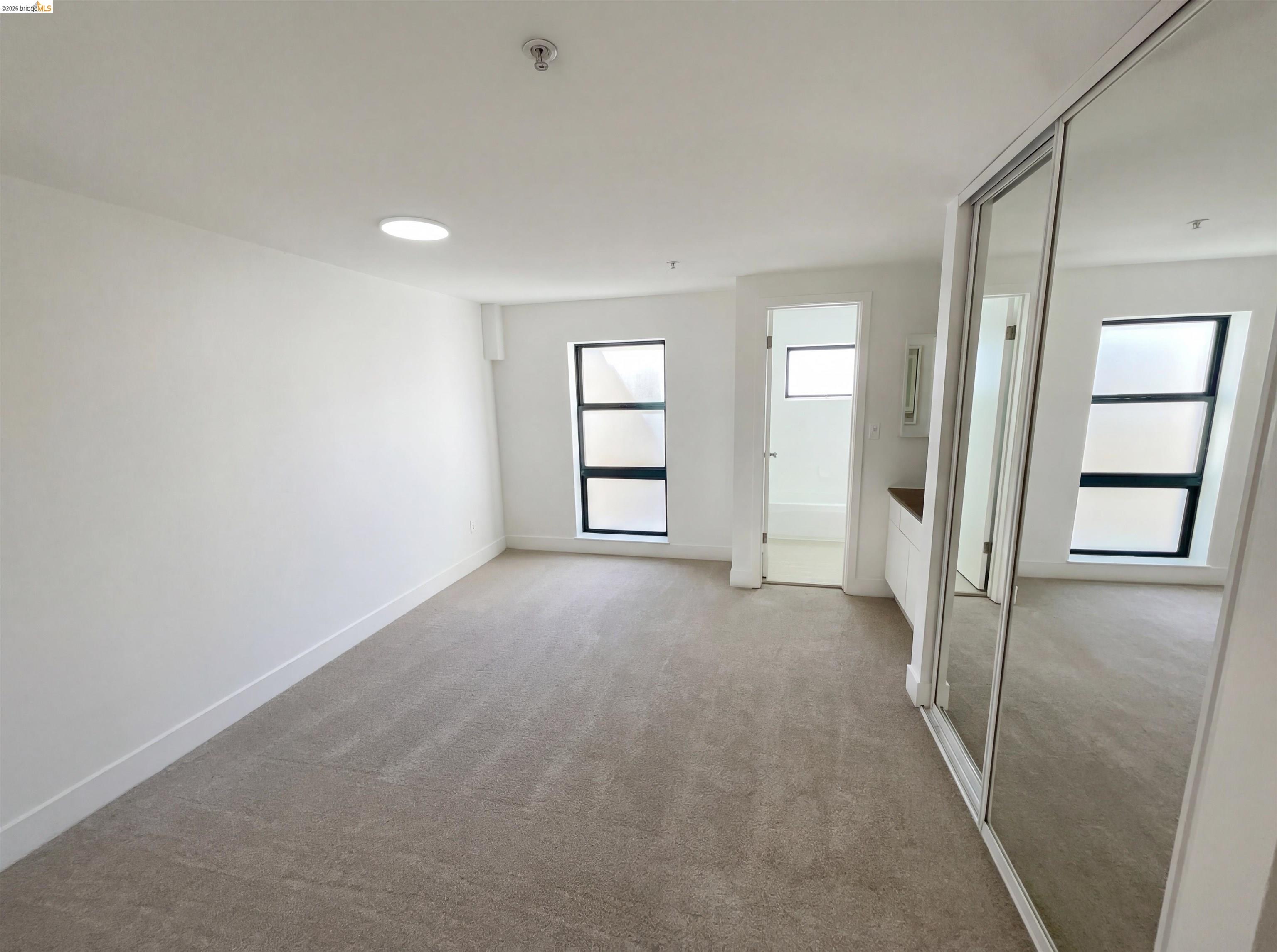 Detail Gallery Image 4 of 23 For 161 Gilbert St #16,  San Francisco,  CA 94103 - 1 Beds | 1 Baths