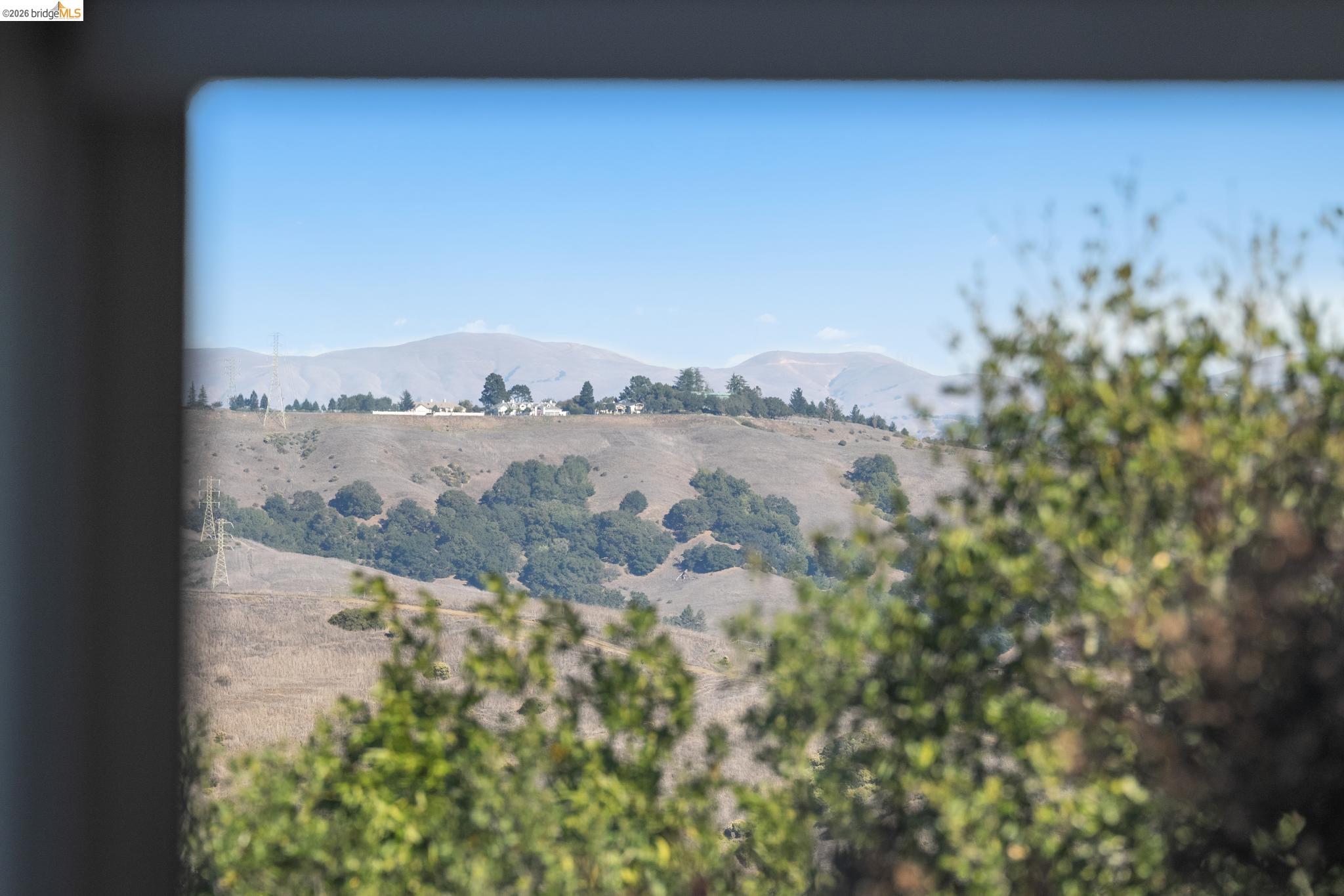 Detail Gallery Image 34 of 60 For 8210 Skyline Blvd, Oakland,  CA 94611 - 4 Beds | 3 Baths