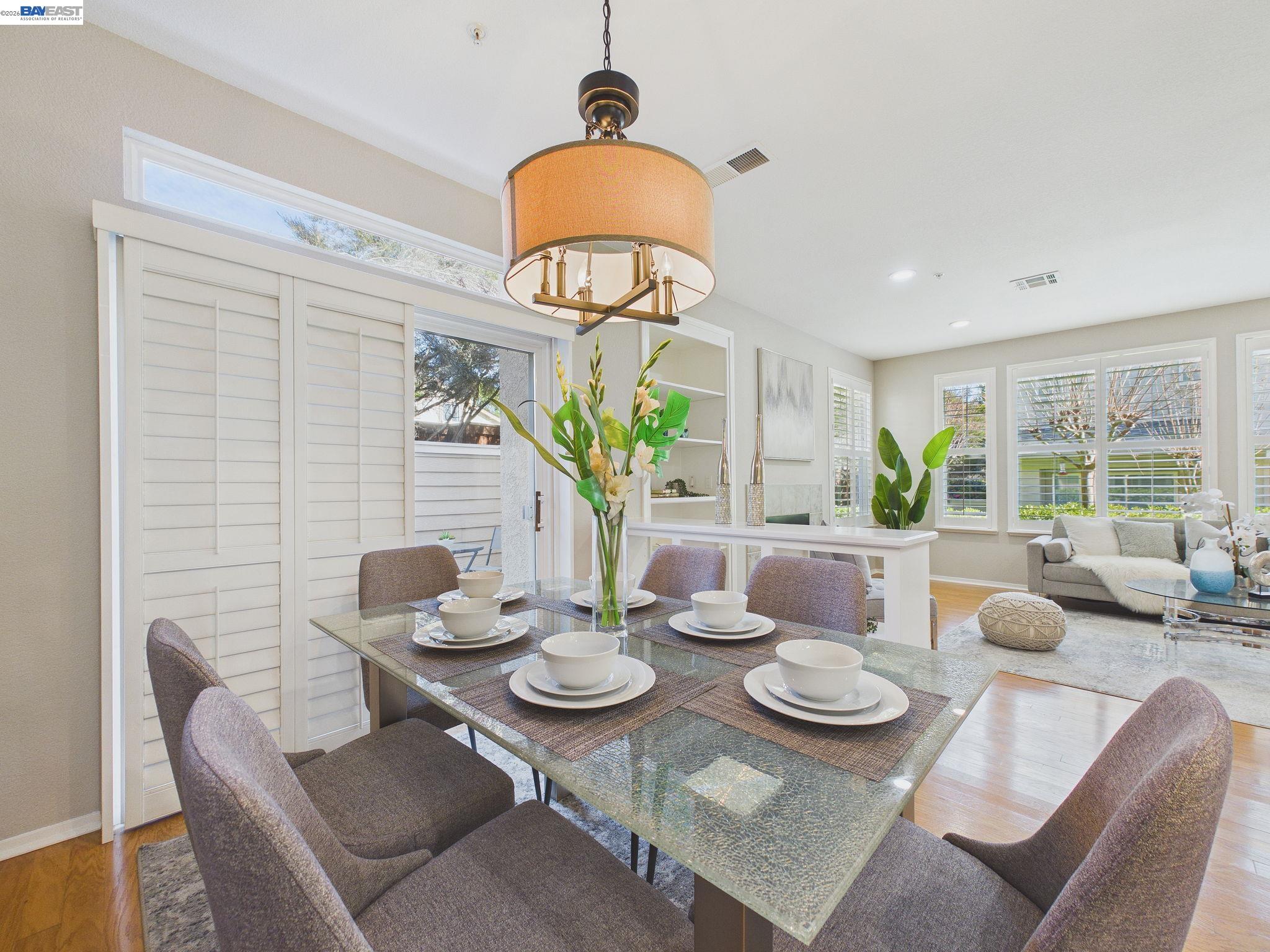 Detail Gallery Image 18 of 43 For 320 Sutter Creek Ln, San Ramon,  CA 94583 - 3 Beds | 3 Baths