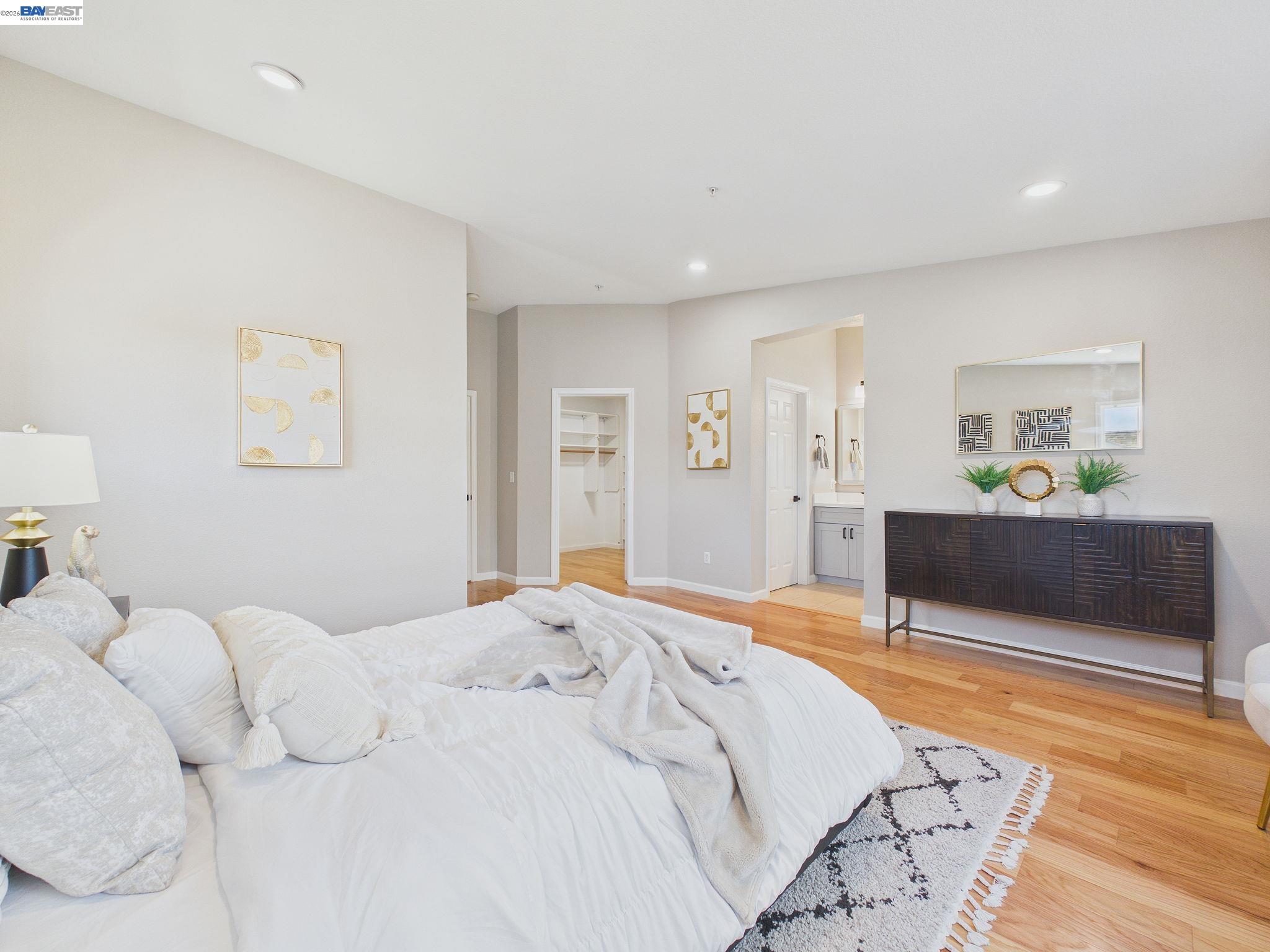 Detail Gallery Image 23 of 43 For 320 Sutter Creek Ln, San Ramon,  CA 94583 - 3 Beds | 3 Baths