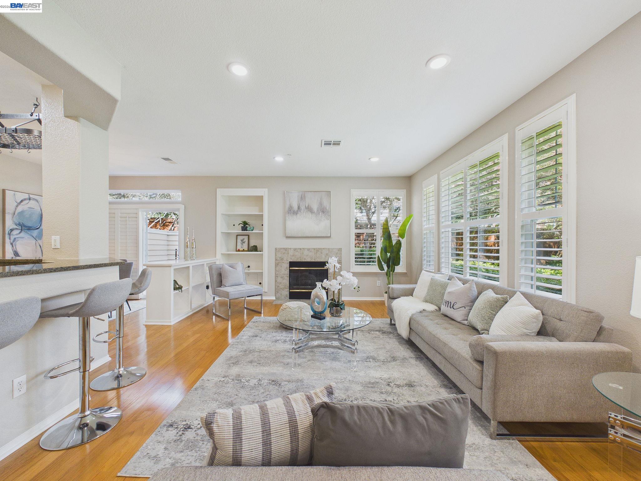 Detail Gallery Image 6 of 43 For 320 Sutter Creek Ln, San Ramon,  CA 94583 - 3 Beds | 3 Baths