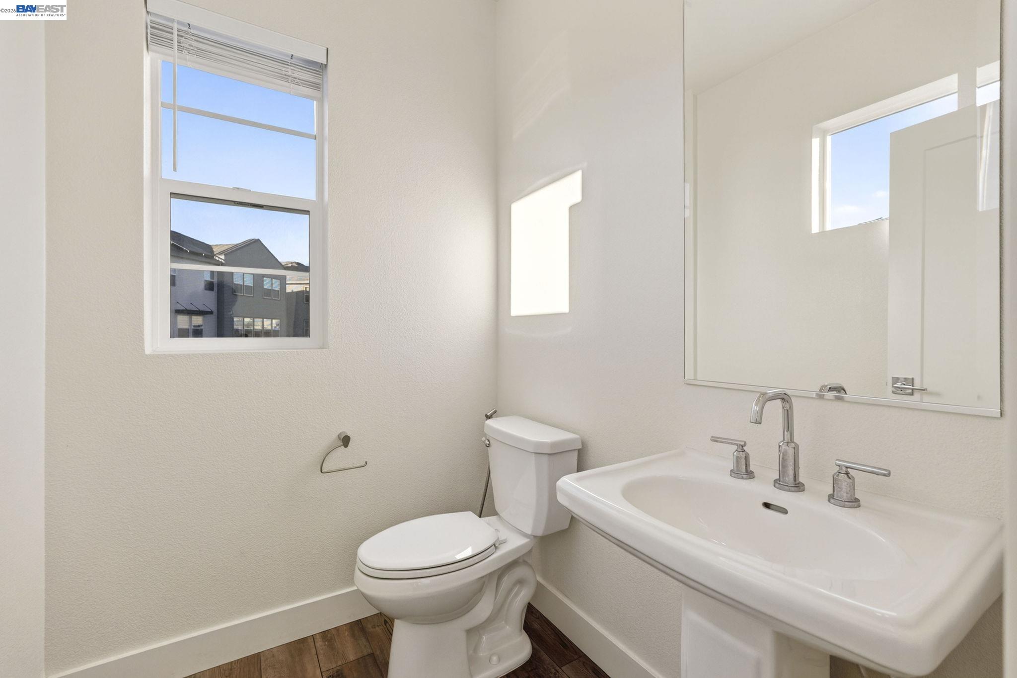 Detail Gallery Image 15 of 50 For 6065 Bullion Ln, Dublin,  CA 94568 - 3 Beds | 3/1 Baths