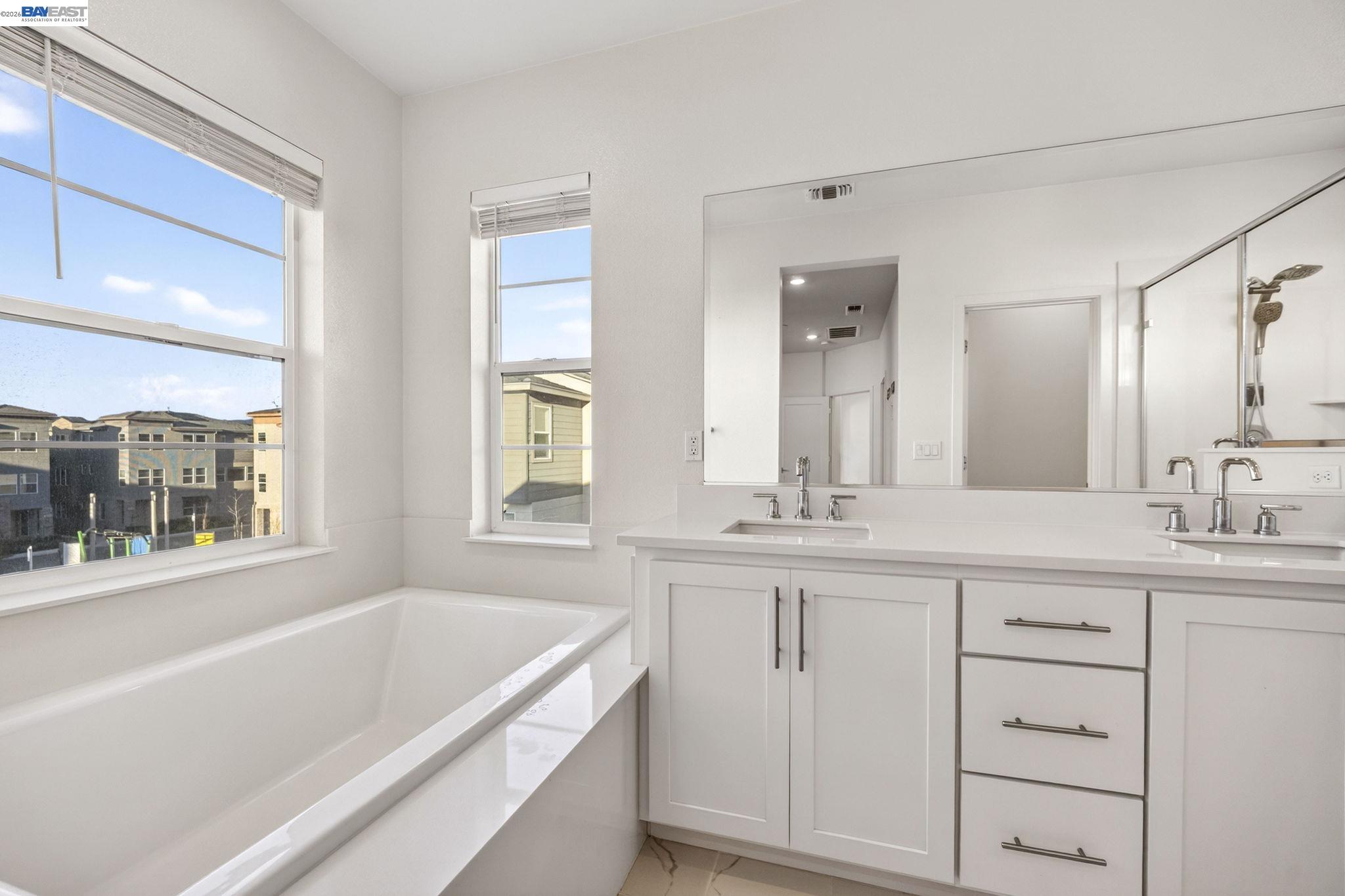 Detail Gallery Image 21 of 50 For 6065 Bullion Ln, Dublin,  CA 94568 - 3 Beds | 3/1 Baths