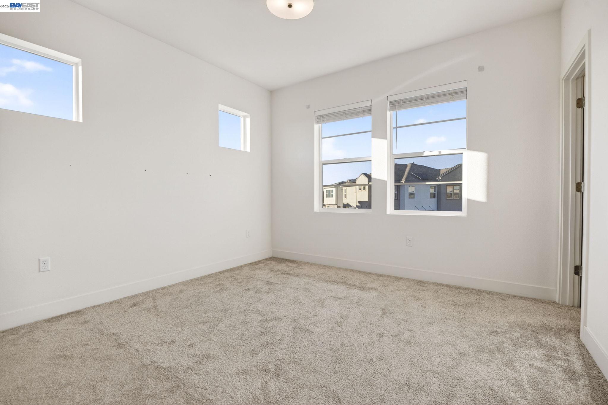 Detail Gallery Image 27 of 50 For 6065 Bullion Ln, Dublin,  CA 94568 - 3 Beds | 3/1 Baths