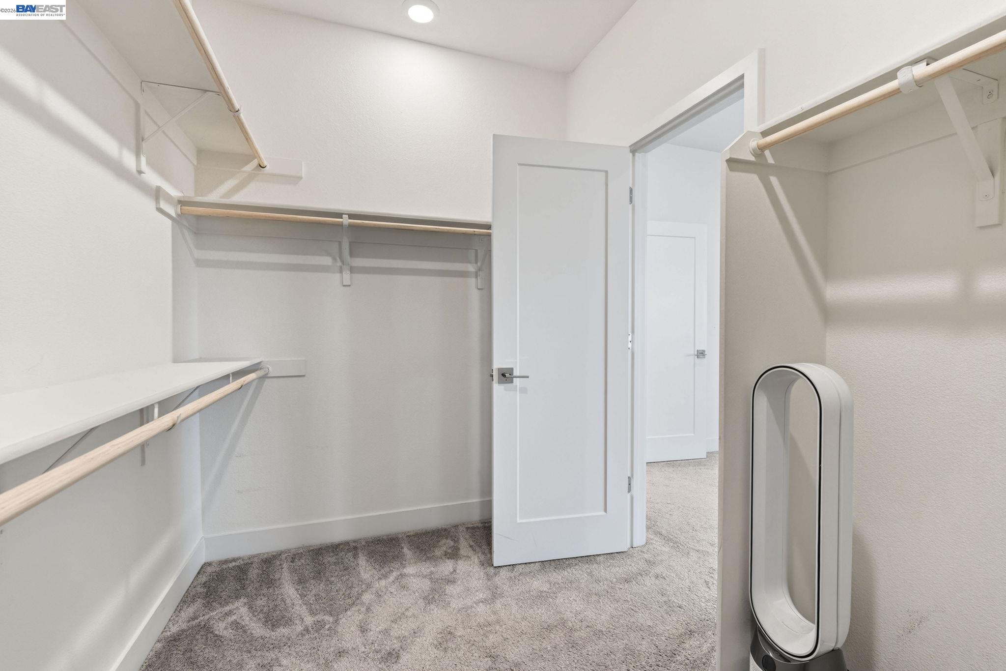 Detail Gallery Image 31 of 50 For 6065 Bullion Ln, Dublin,  CA 94568 - 3 Beds | 3/1 Baths