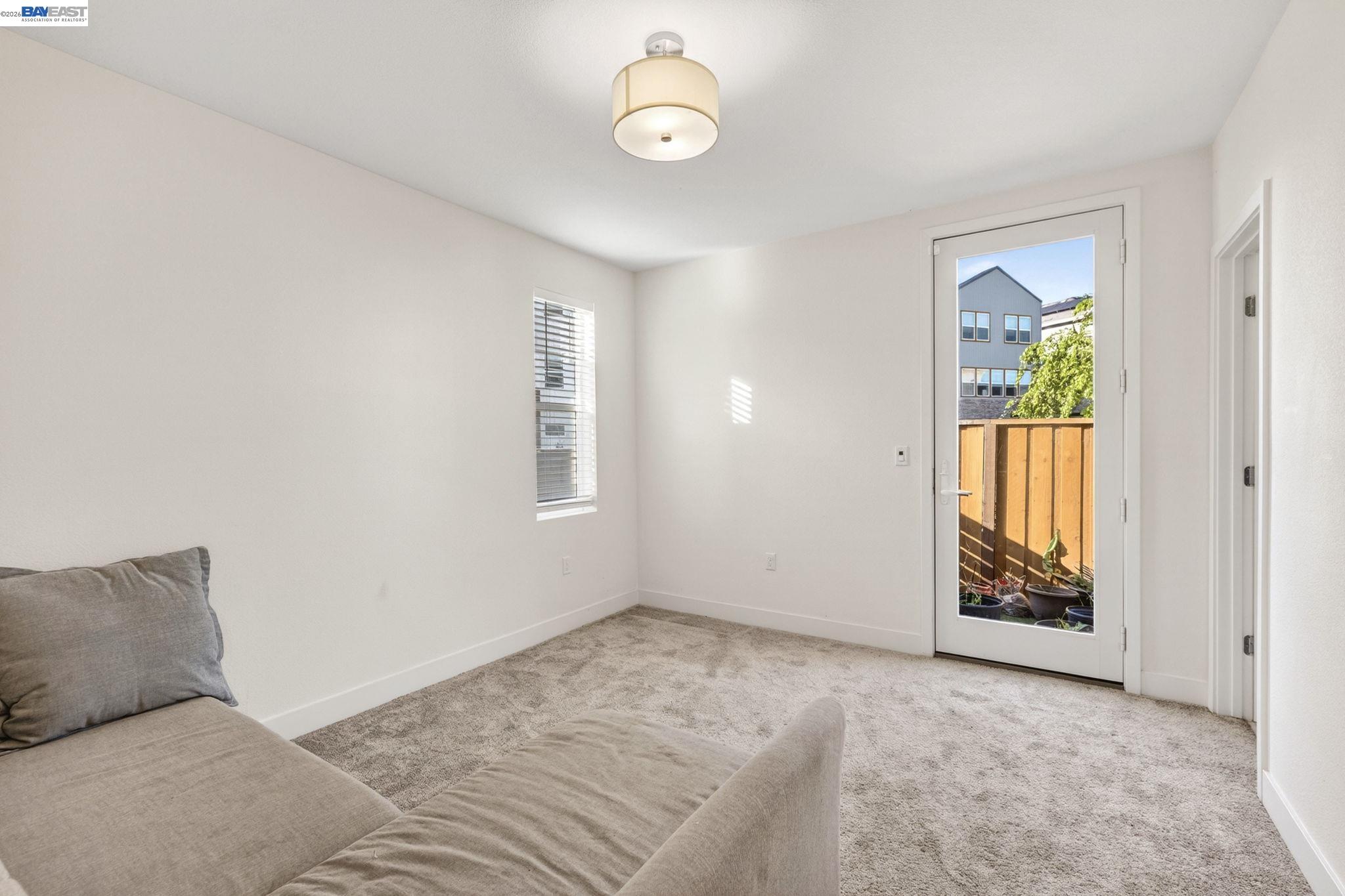 Detail Gallery Image 34 of 50 For 6065 Bullion Ln, Dublin,  CA 94568 - 3 Beds | 3/1 Baths