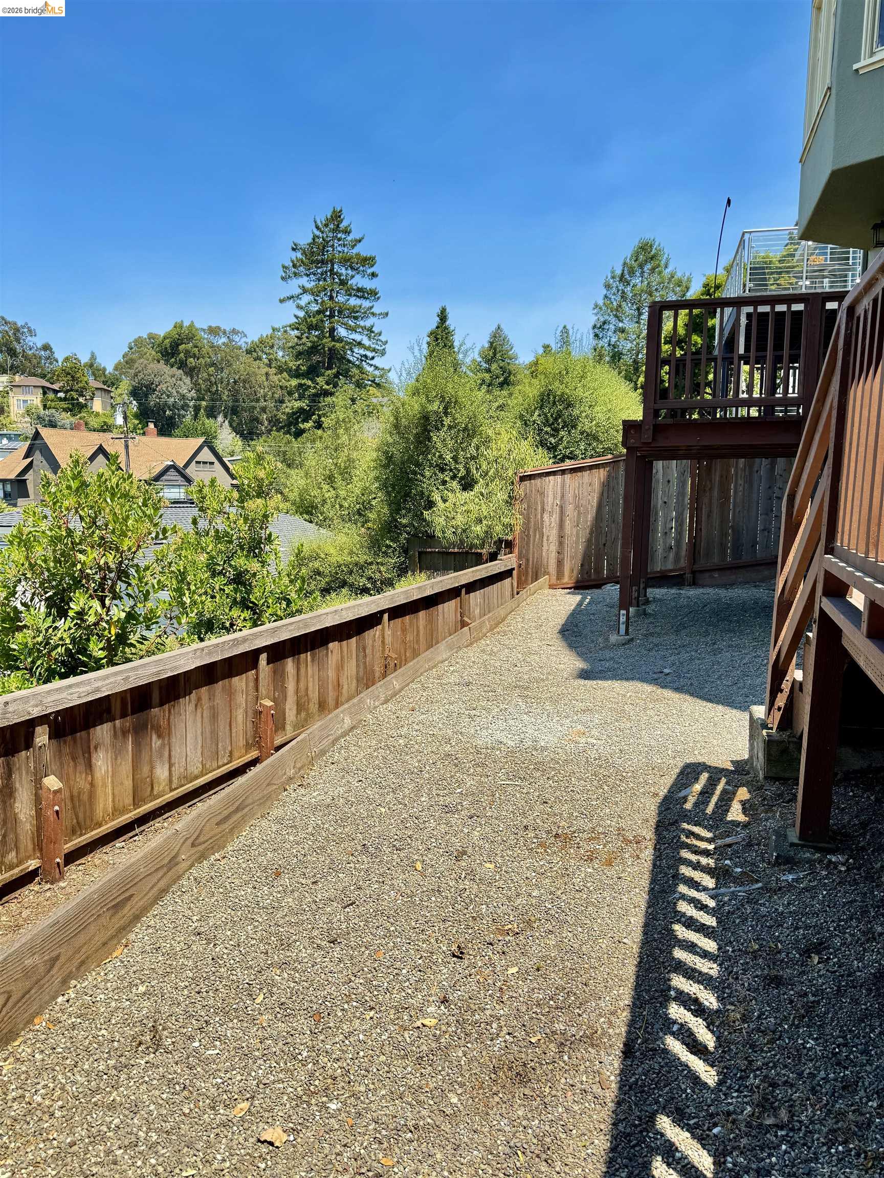 Detail Gallery Image 17 of 20 For 4209 Balfour, Oakland,  CA 94610-1749 - 4 Beds | 2/1 Baths