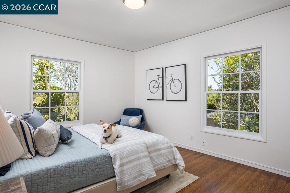 Detail Gallery Image 14 of 37 For 1040 Park Hills Rd, Berkeley,  CA 94708 - 4 Beds | 3 Baths