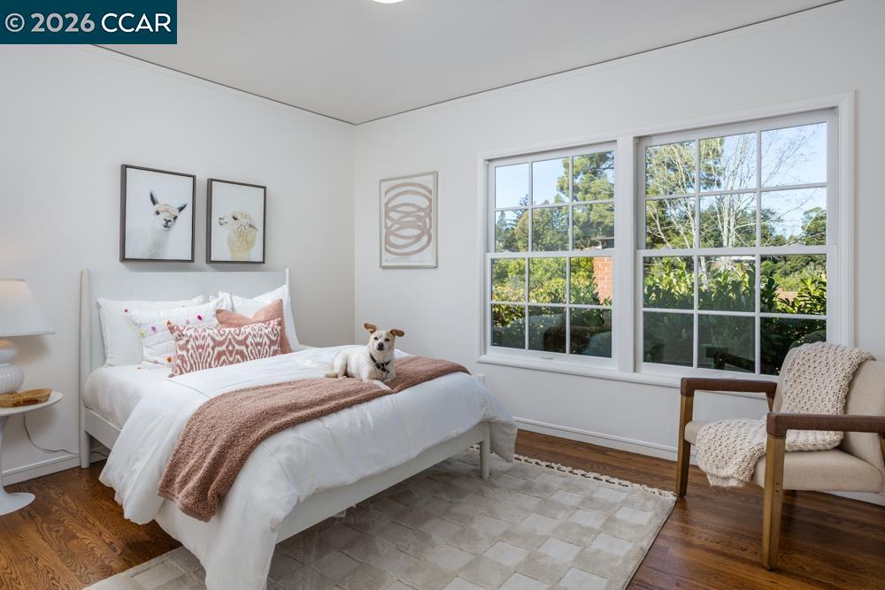 Detail Gallery Image 16 of 37 For 1040 Park Hills Rd, Berkeley,  CA 94708 - 4 Beds | 3 Baths