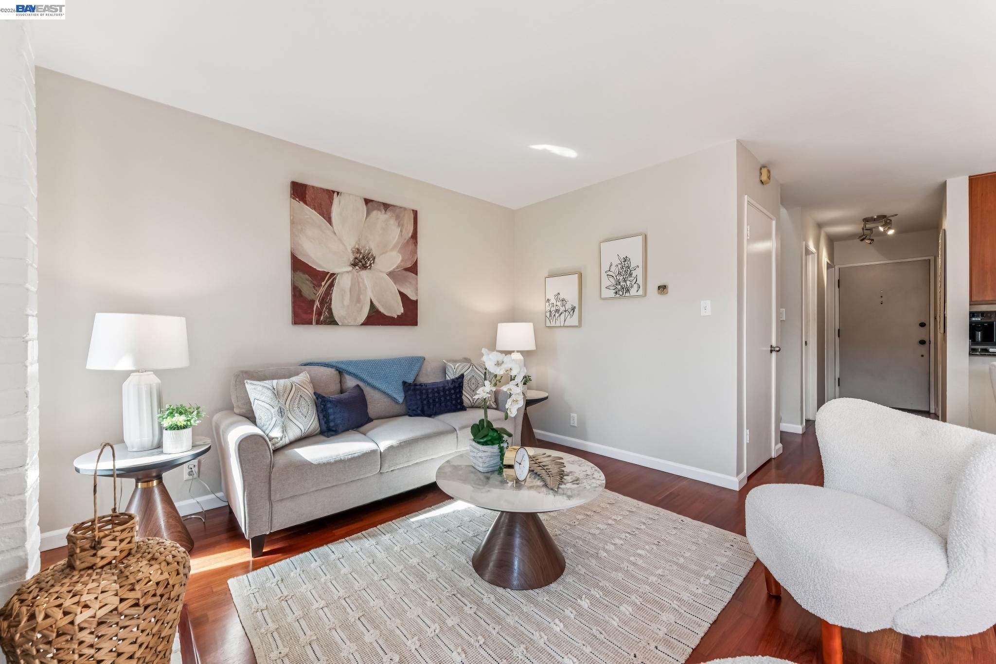 Photo #11: 41127312 Listing: Photo #11