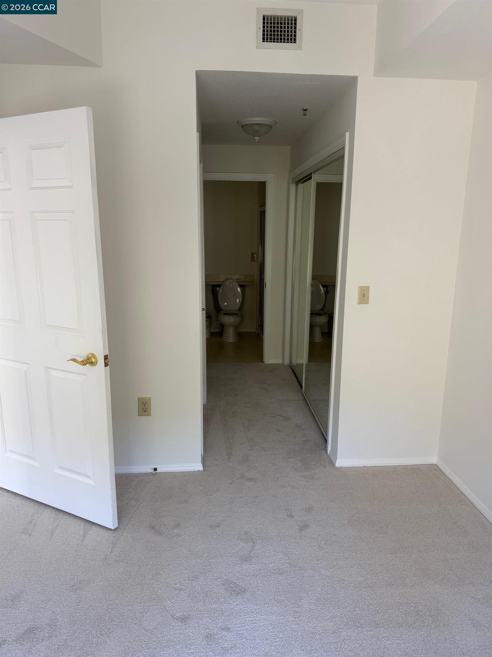 Detail Gallery Image 5 of 13 For 1860 Tice Creek Dr #1442,  Walnut Creek,  CA 94595 - 1 Beds | 1 Baths