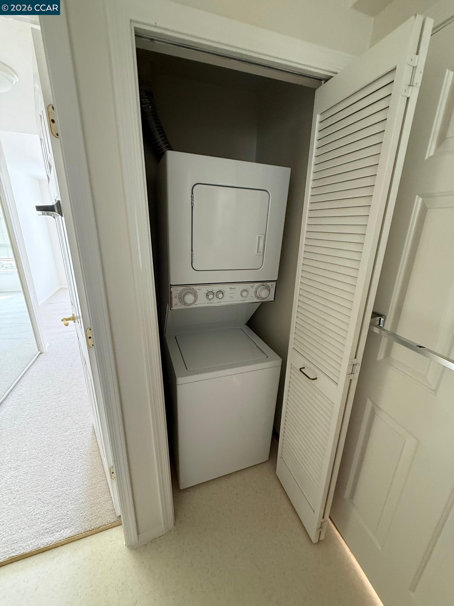 Detail Gallery Image 9 of 13 For 1860 Tice Creek Dr #1442,  Walnut Creek,  CA 94595 - 1 Beds | 1 Baths