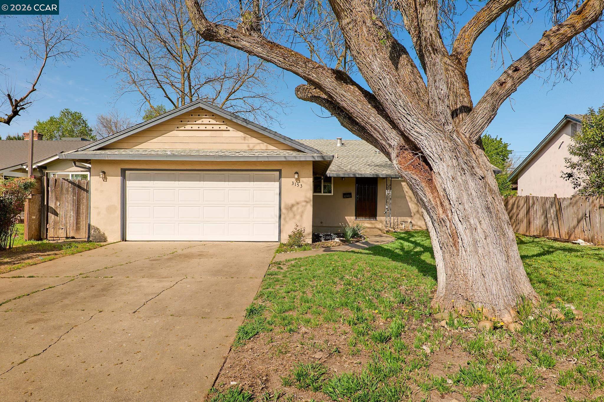 Front Image Thumbnail for CC41127316