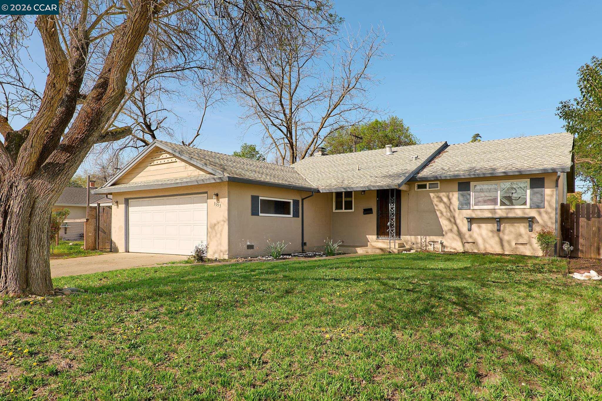 Detail Gallery Image 2 of 20 For 3153 Normington Dr, Sacramento,  CA 95833 - 3 Beds | 1 Baths