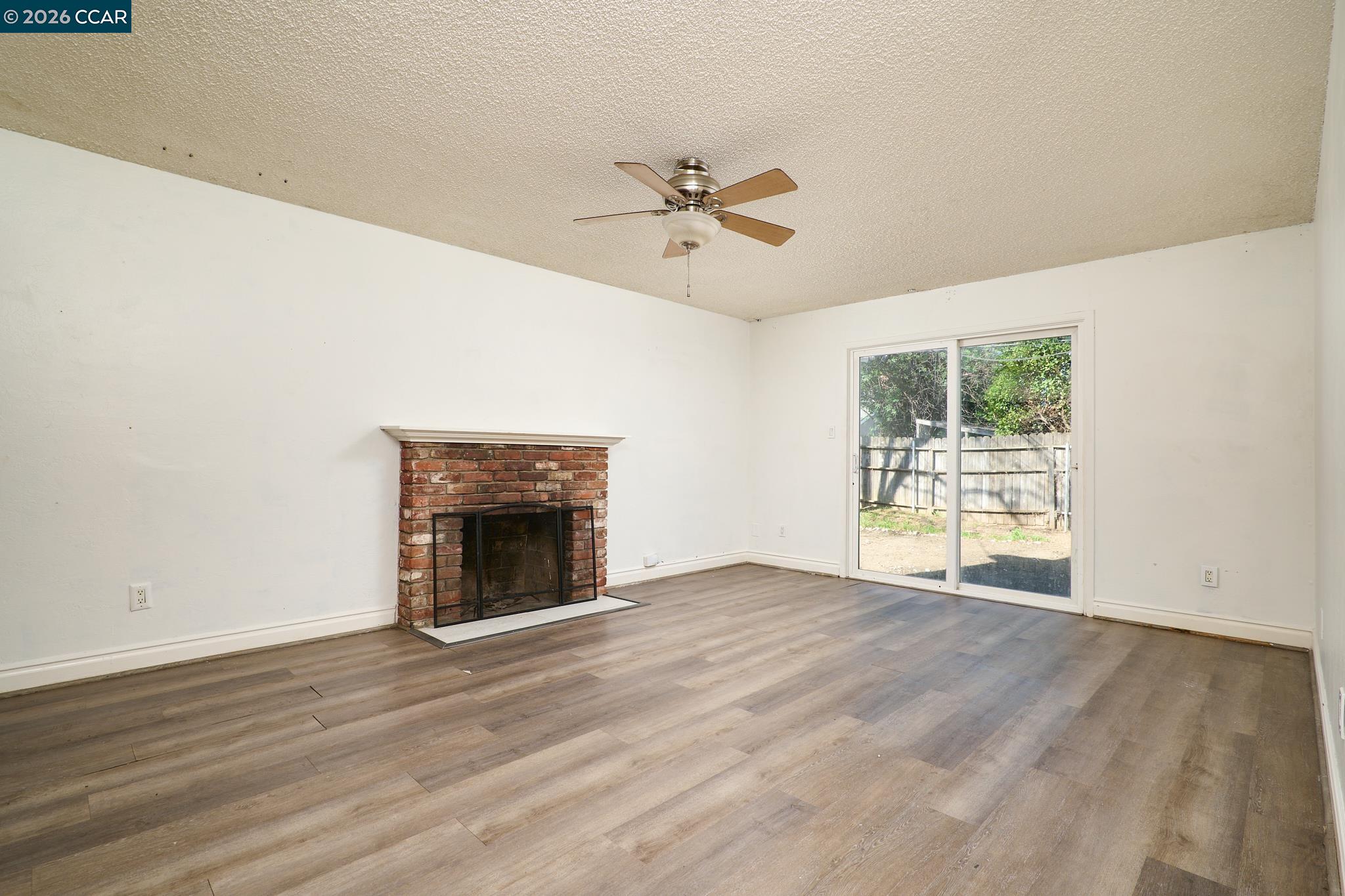 Detail Gallery Image 9 of 20 For 3153 Normington Dr, Sacramento,  CA 95833 - 3 Beds | 1 Baths
