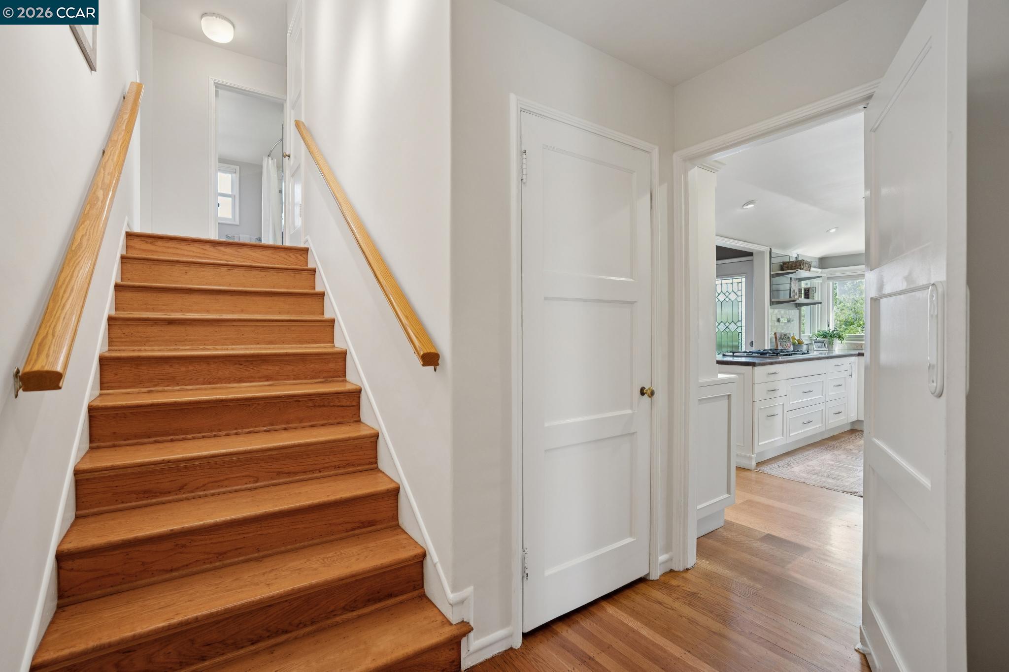 Detail Gallery Image 18 of 34 For 5430 Proctor Ave, Oakland,  CA 94618 - 4 Beds | 3 Baths