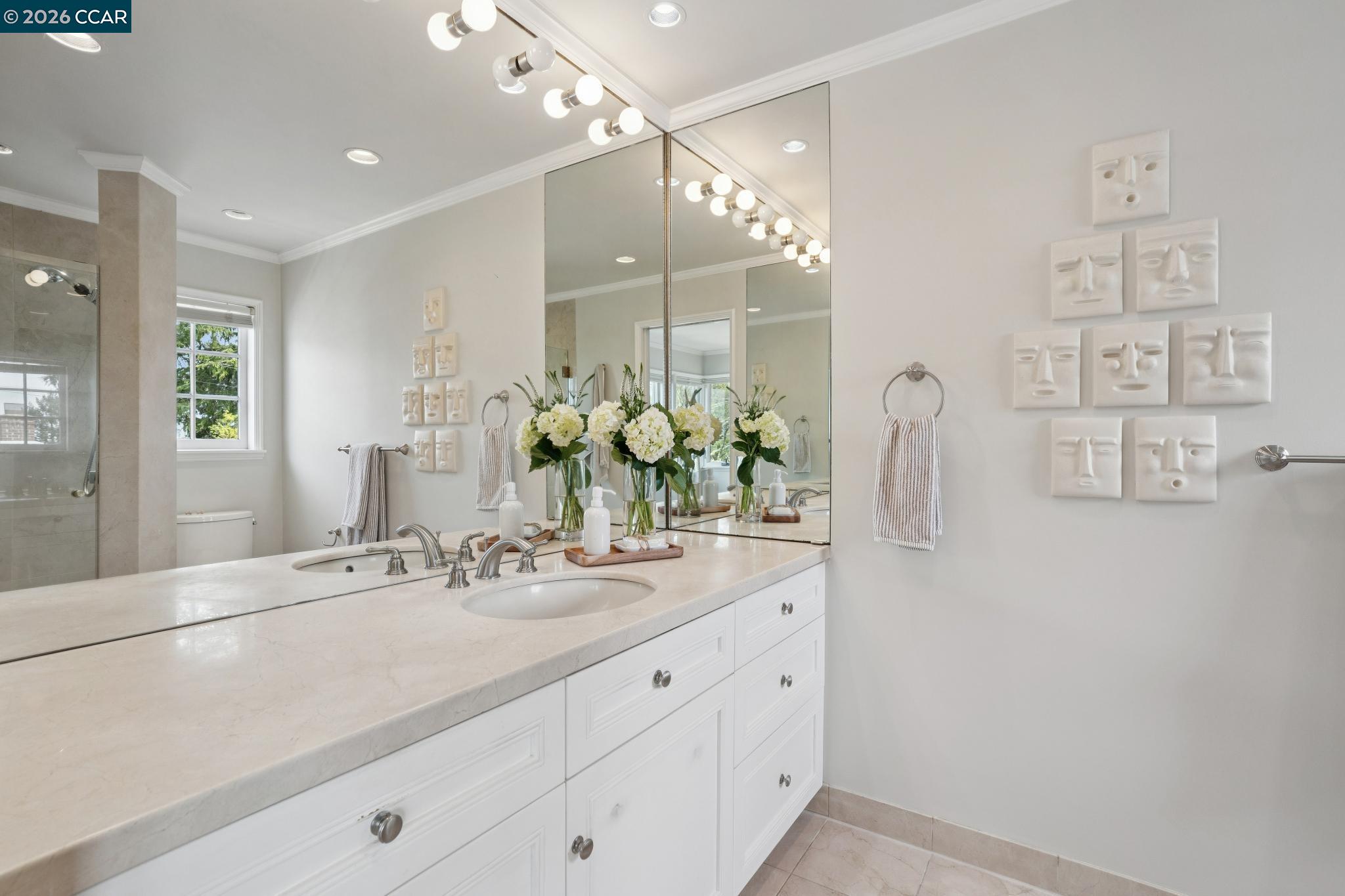 Detail Gallery Image 22 of 34 For 5430 Proctor Ave, Oakland,  CA 94618 - 4 Beds | 3 Baths