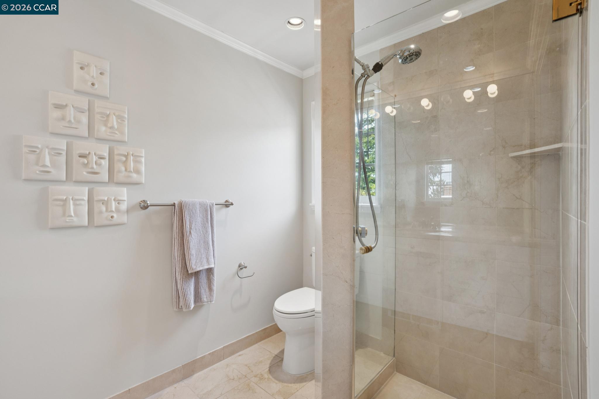 Detail Gallery Image 23 of 34 For 5430 Proctor Ave, Oakland,  CA 94618 - 4 Beds | 3 Baths