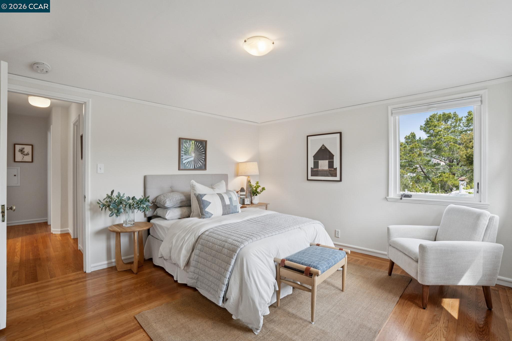 Detail Gallery Image 25 of 34 For 5430 Proctor Ave, Oakland,  CA 94618 - 4 Beds | 3 Baths