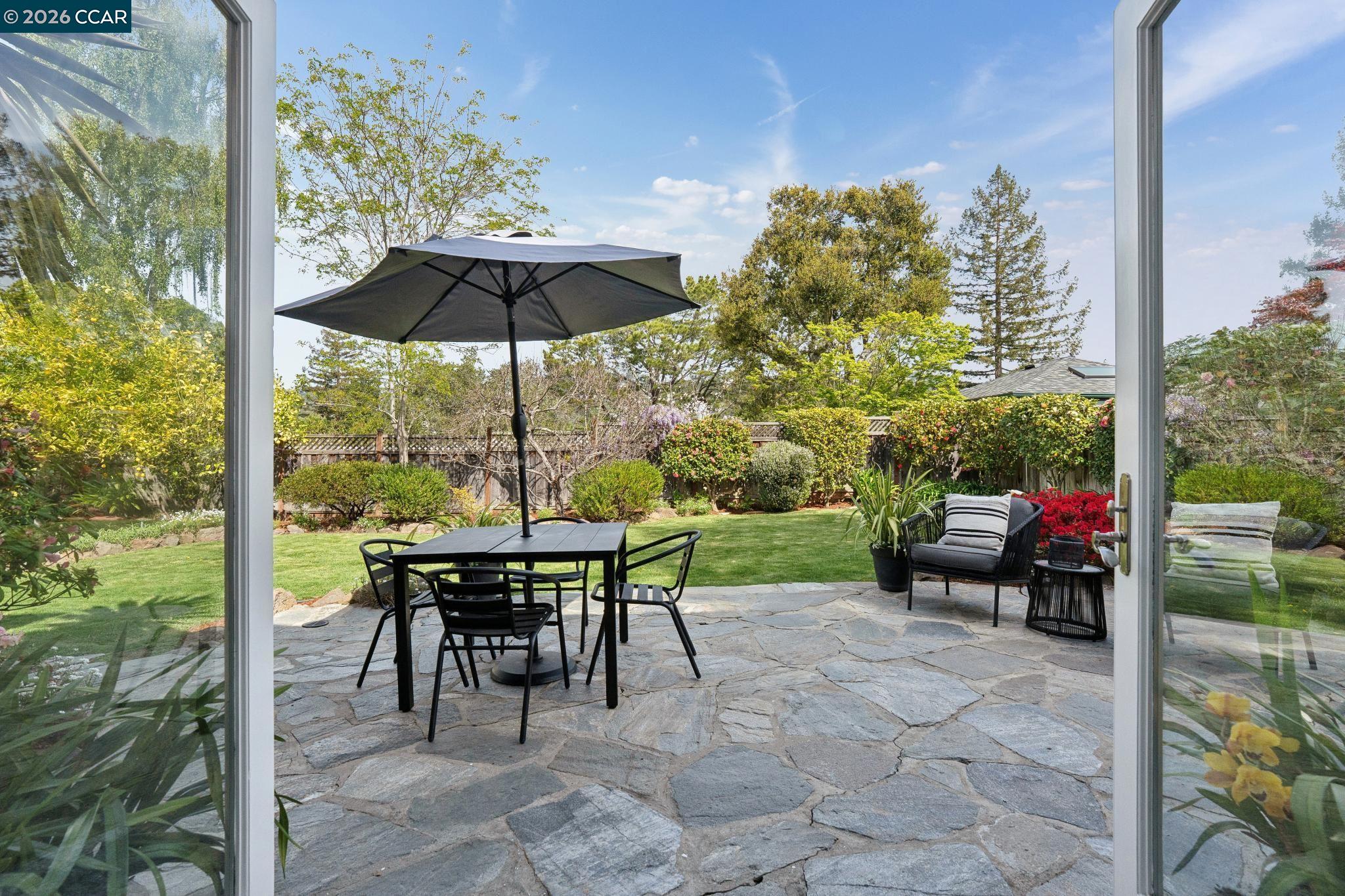 Detail Gallery Image 32 of 34 For 5430 Proctor Ave, Oakland,  CA 94618 - 4 Beds | 3 Baths