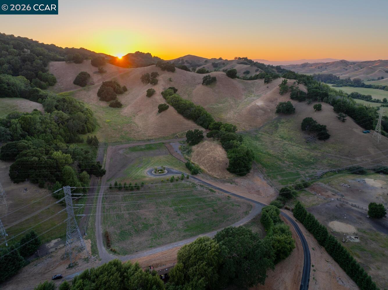 60 Hampton, Martinez, CA, 94553